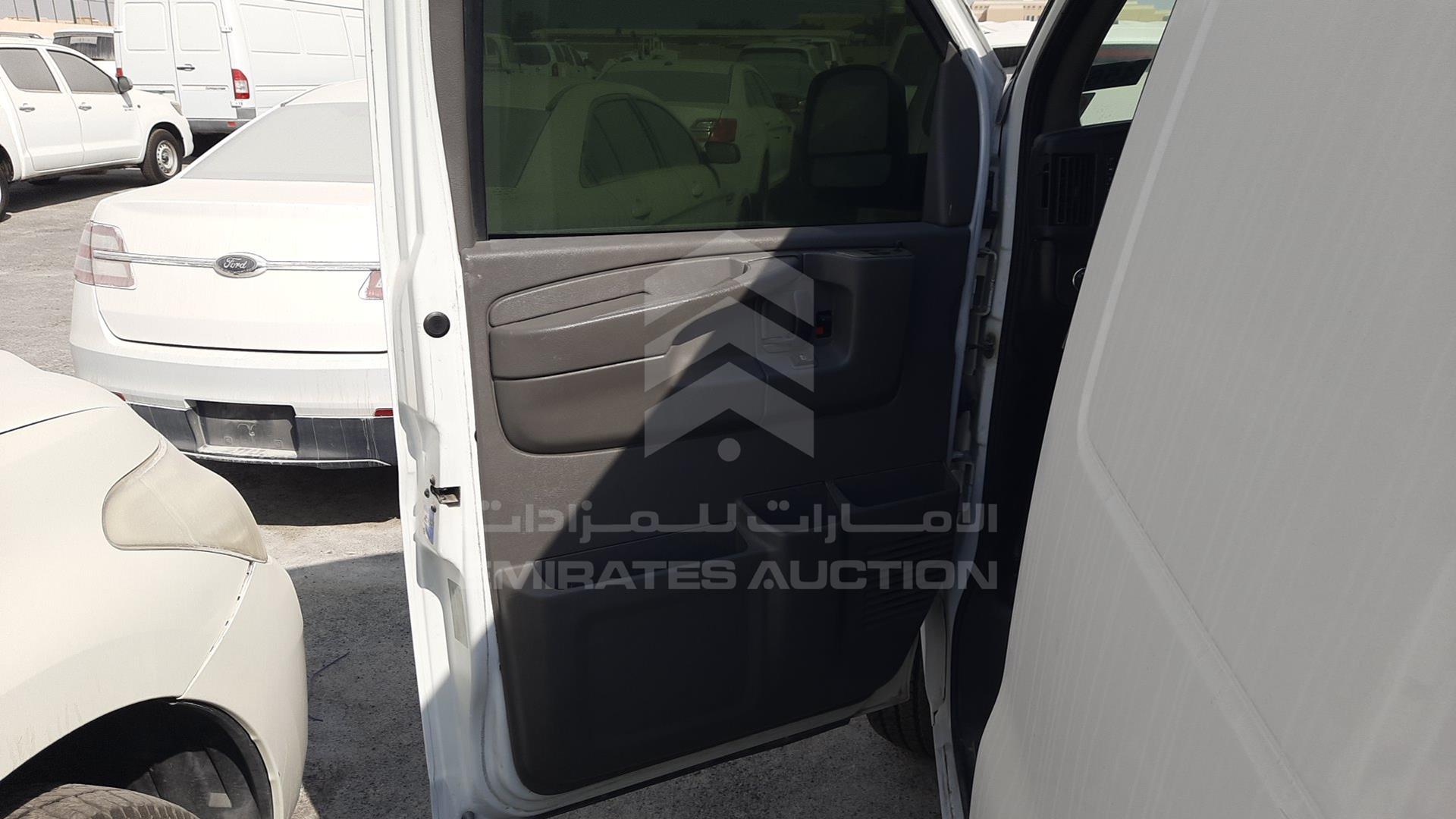2009 CHEVROLET EXPRESS VIN: 1GCHG39KX91137653