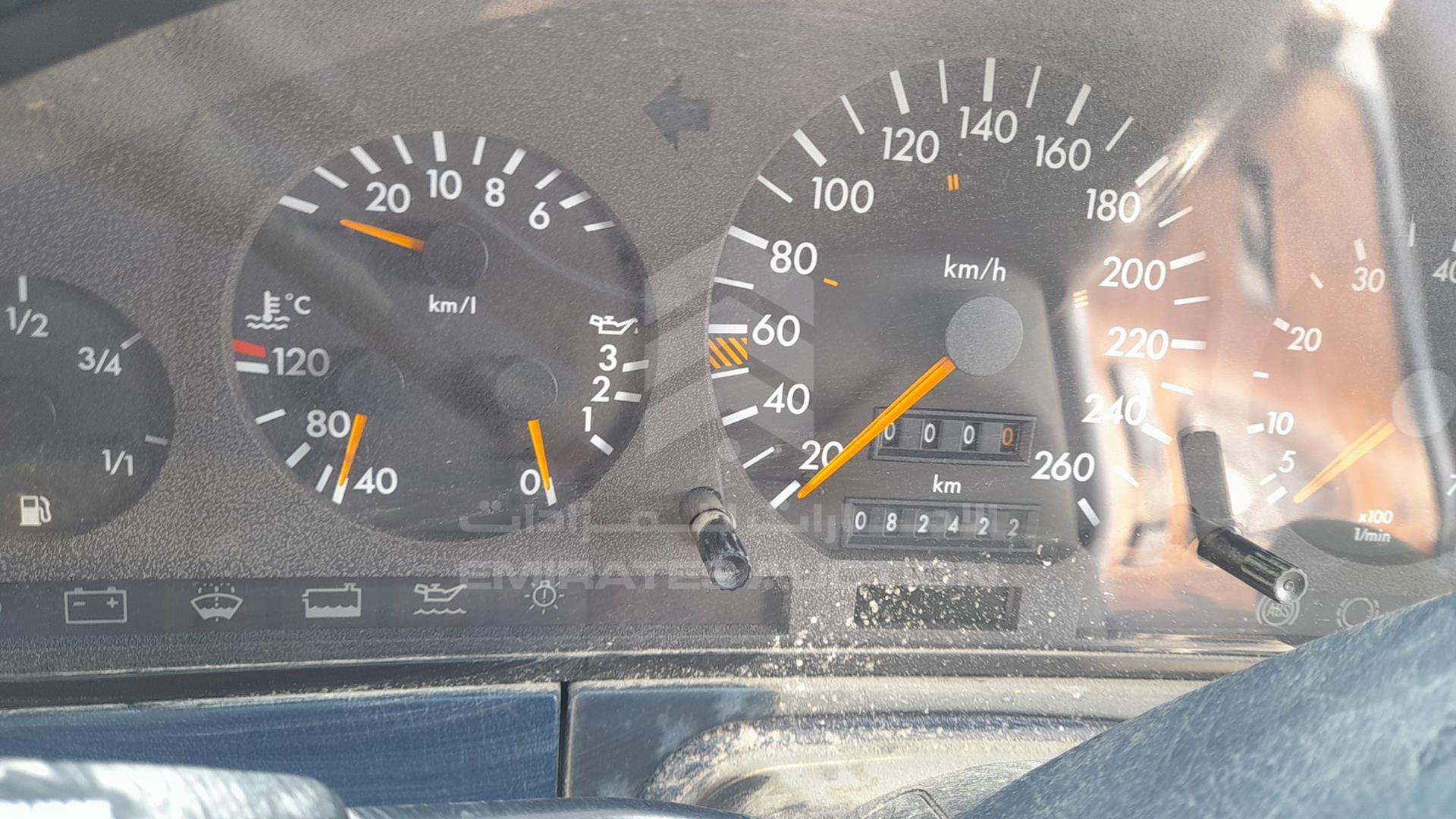 2001 MERCEDES SEL 500 VIN: WDB1400511A064752