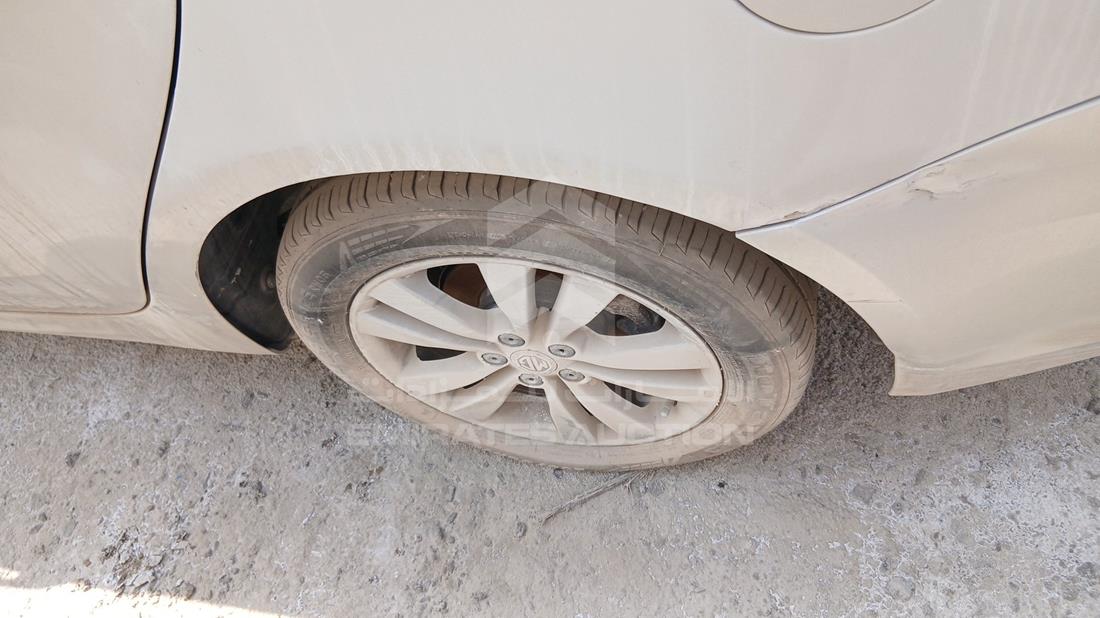 2017 MG 360 - Scrap without document — Rear Left Tyre — Photo 30