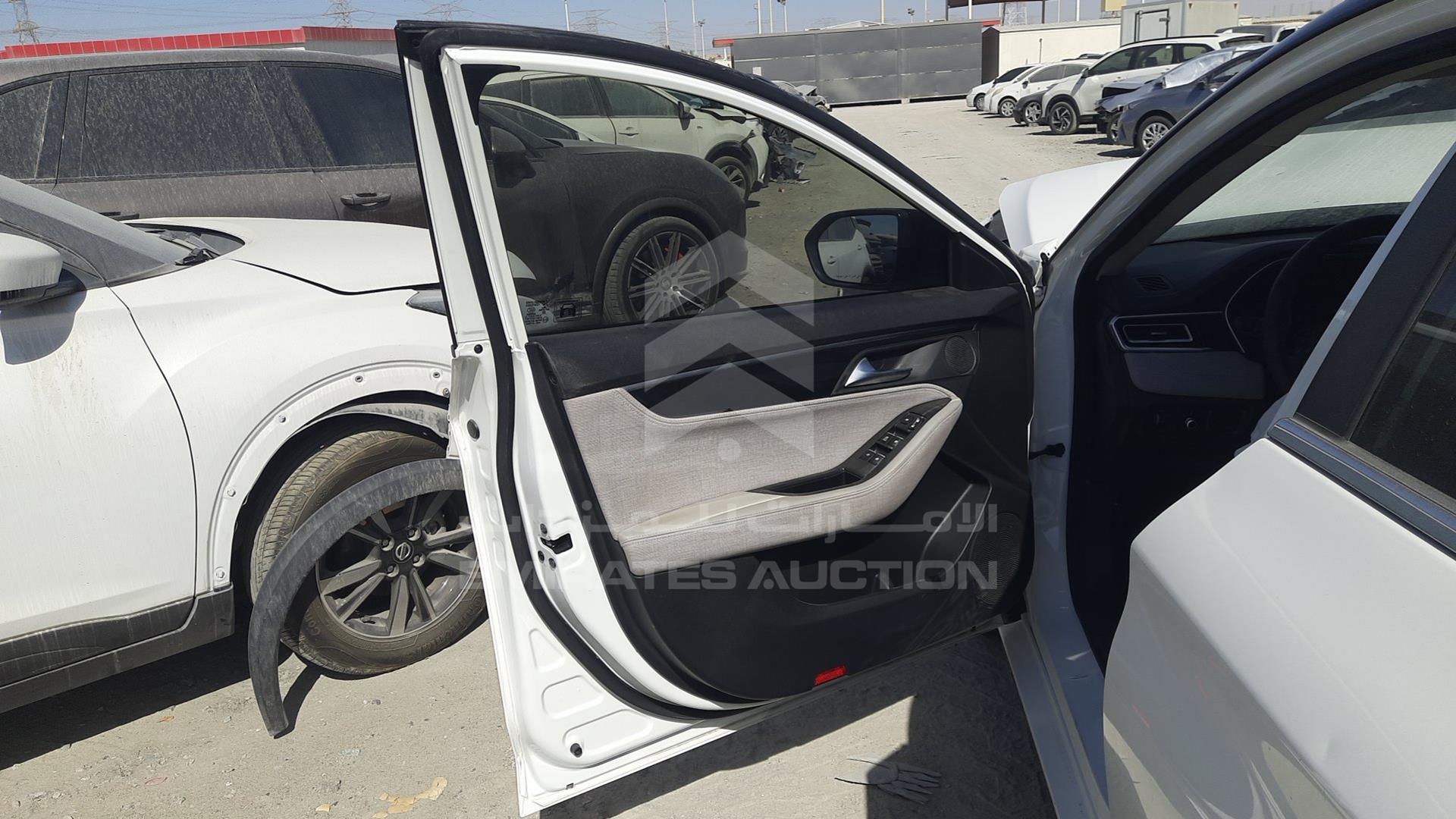 2023 JAC J7 VIN: LJ12FKT36P4017120
