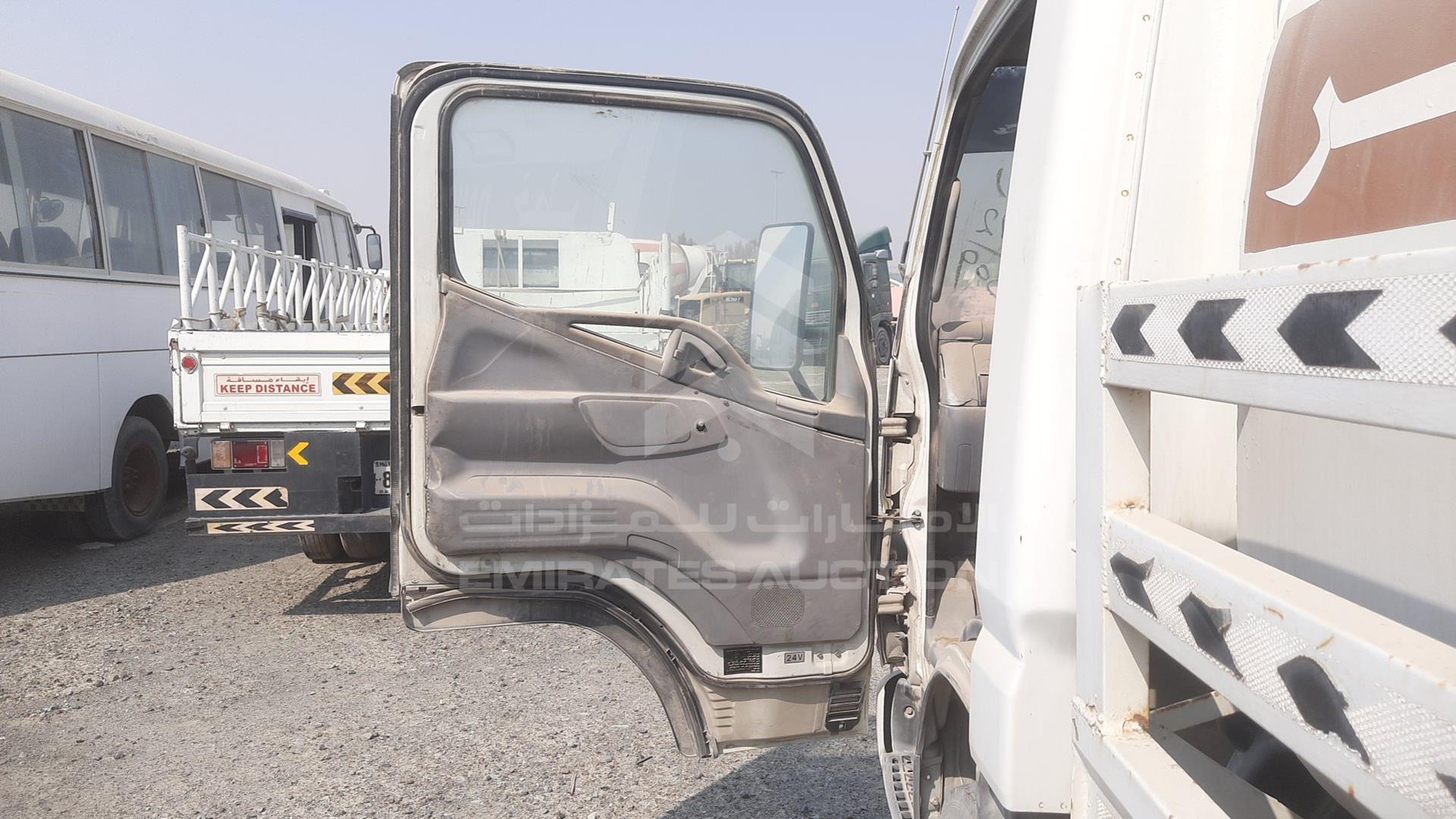 2008 MITSUBISHI CANTER VIN: JL6BCE6J48K017677