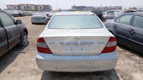 2006 Toyota Camry — Rear View — Photo 6 — Thumbnail