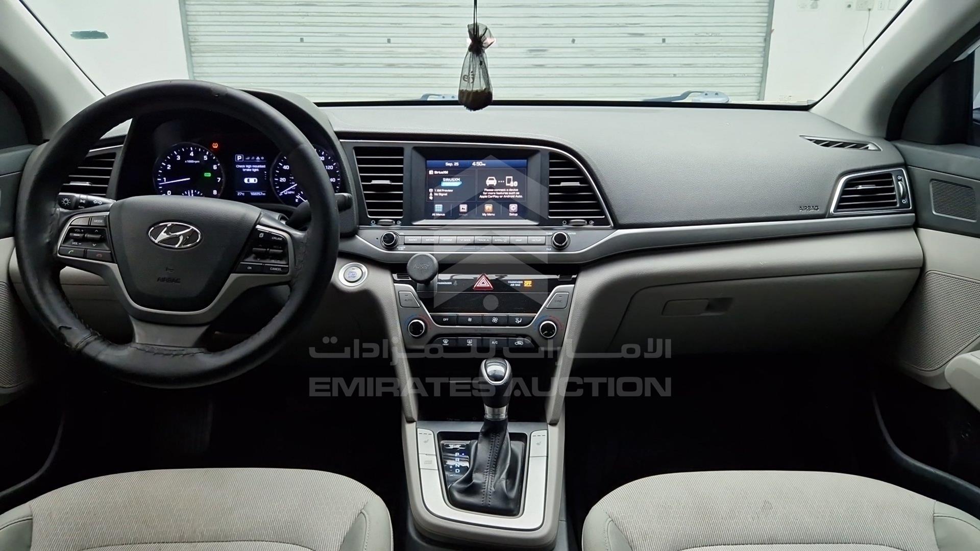 2017 HYUNDAI ELANTRA VIN: 5NPD84LF6HH058582