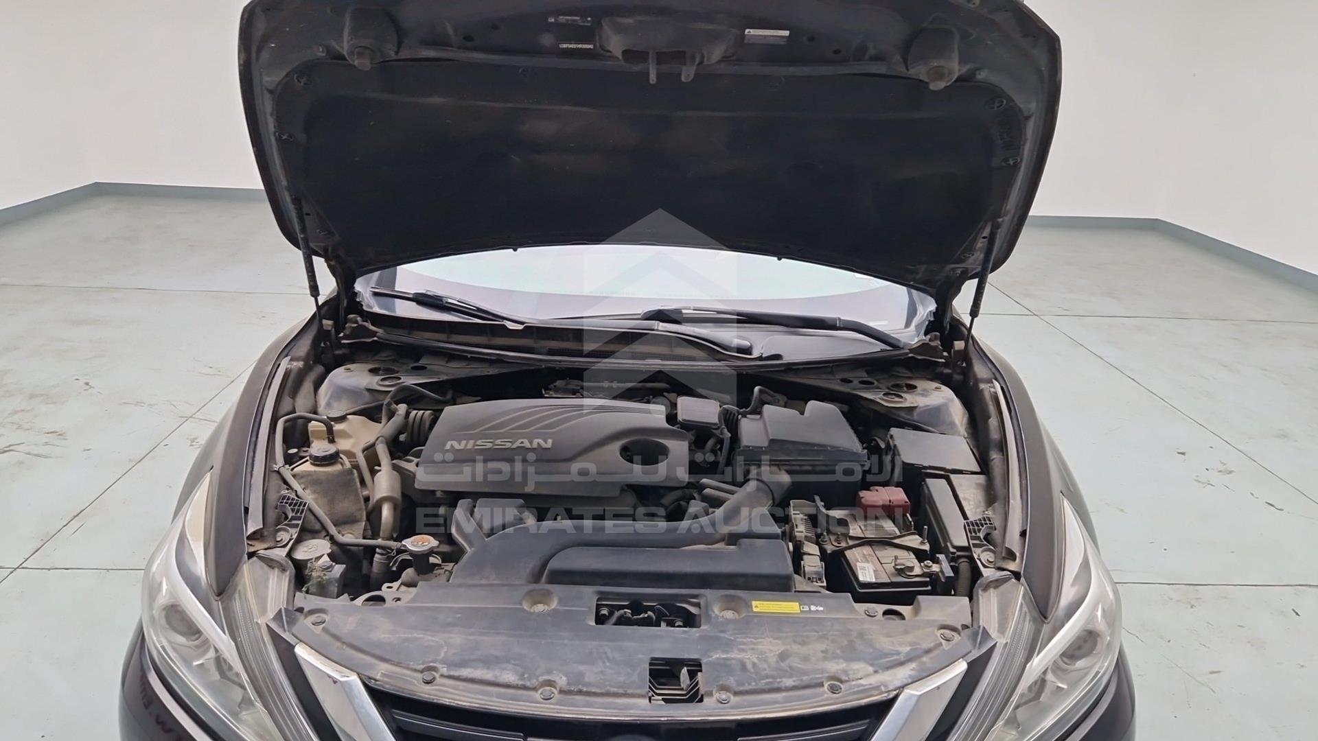 2017 NISSAN TEANA VIN: LGBF5AE01HR305842