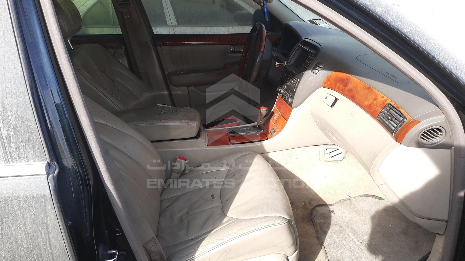 2001 LEXUS LS 430 VIN: JTHBN30FX10045687