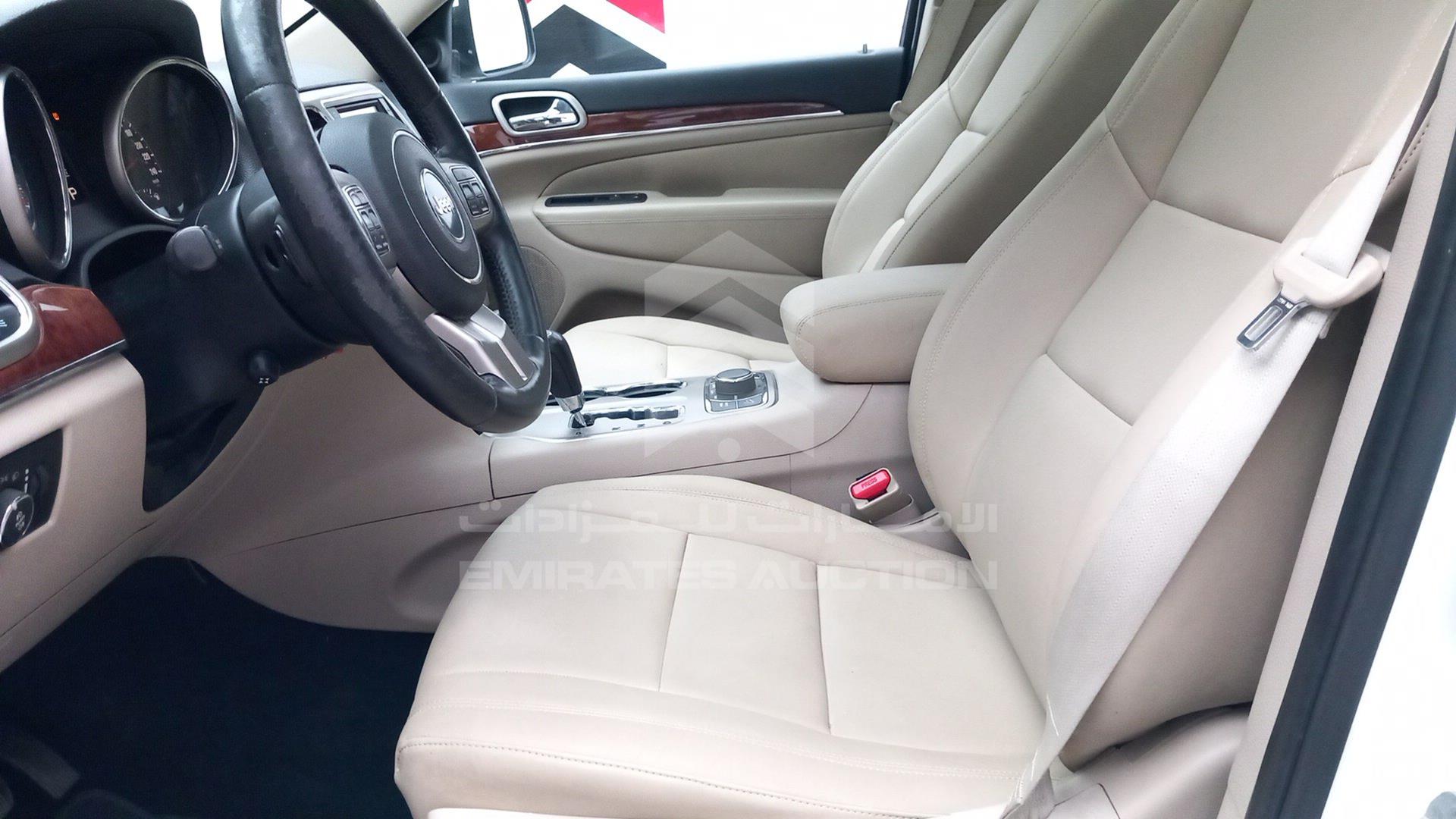 2013 JEEP GRAND CHEROKEE VIN: 1C4RJFBT6DC586576