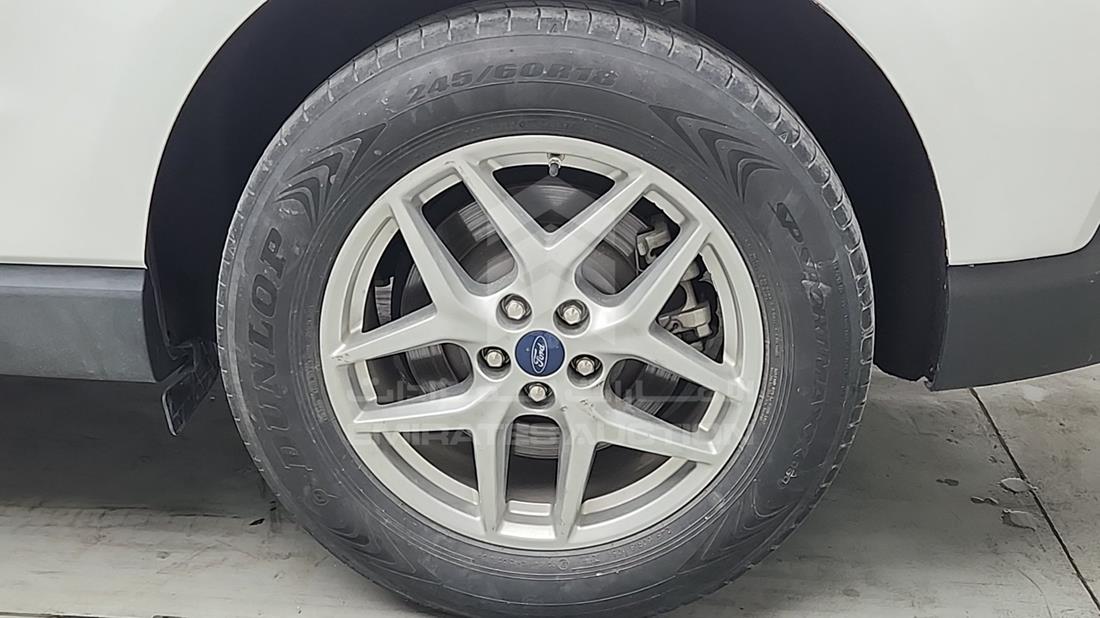 2022 Ford Edge — Rear Left Tyre — Photo 32