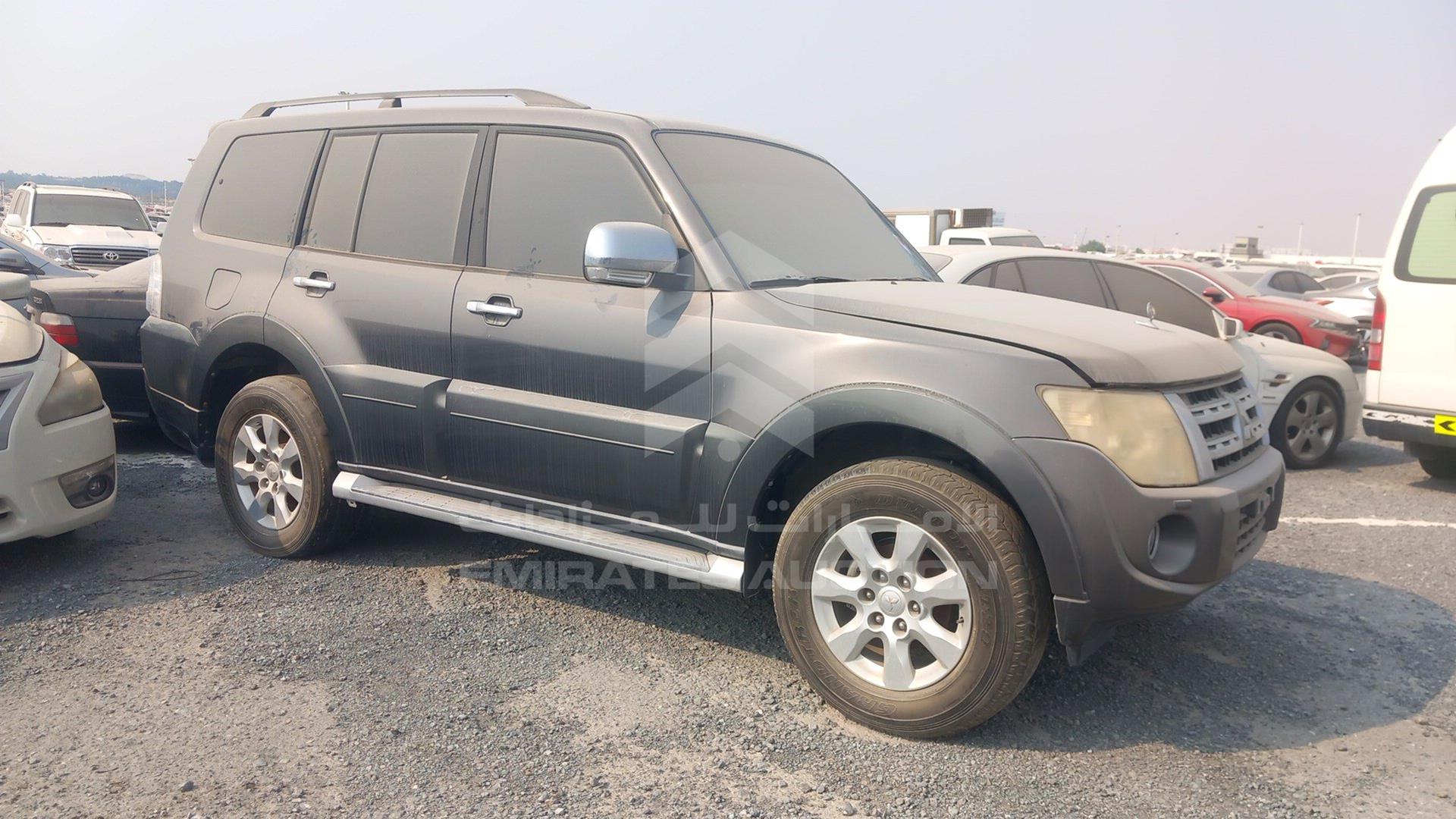 2013 MITSUBISHI PAJERO VIN: JMYLRV95WDJ701089