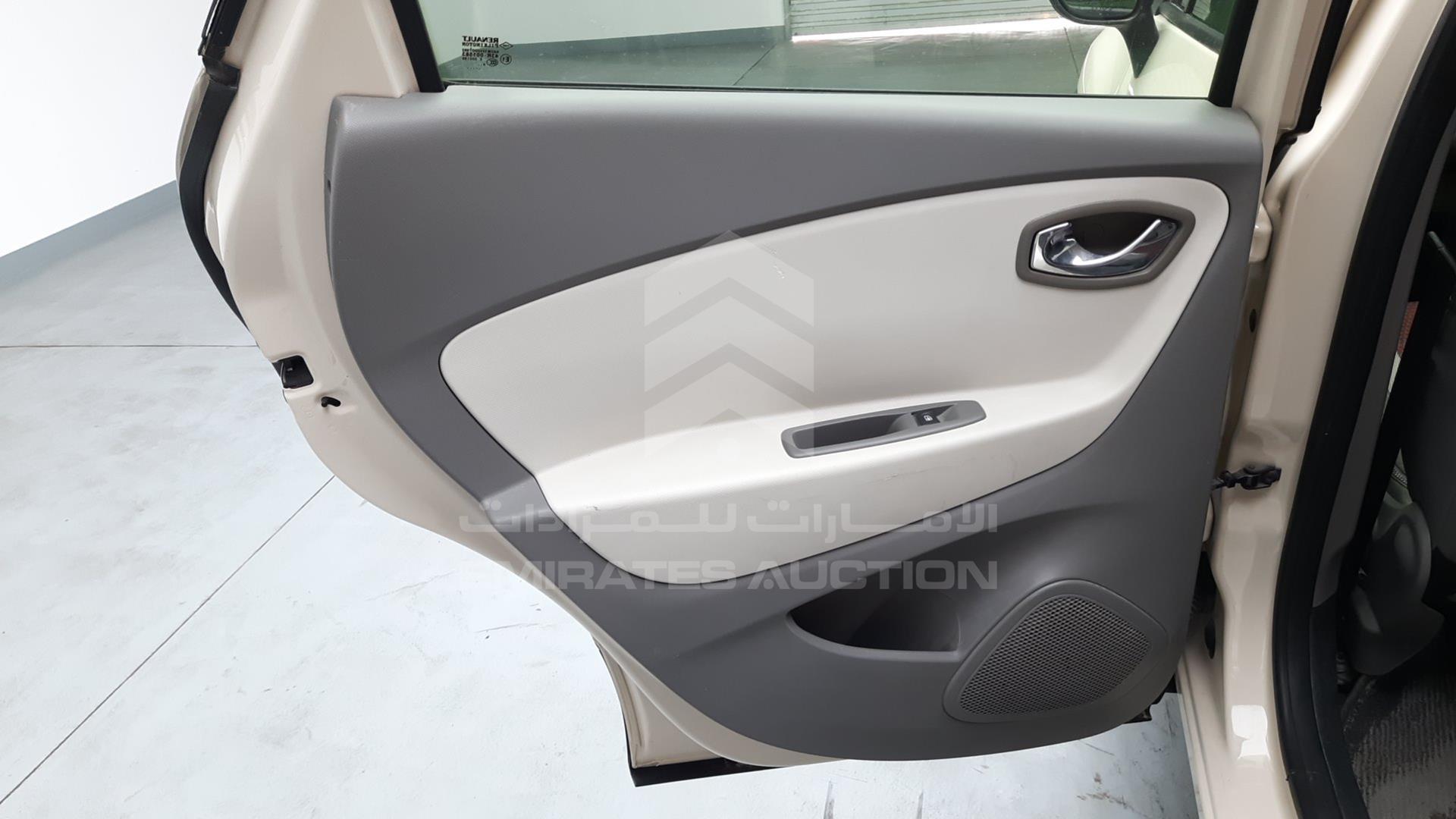 2015 RENAULT CAPTUR VIN: VF12RRHEXFW528782