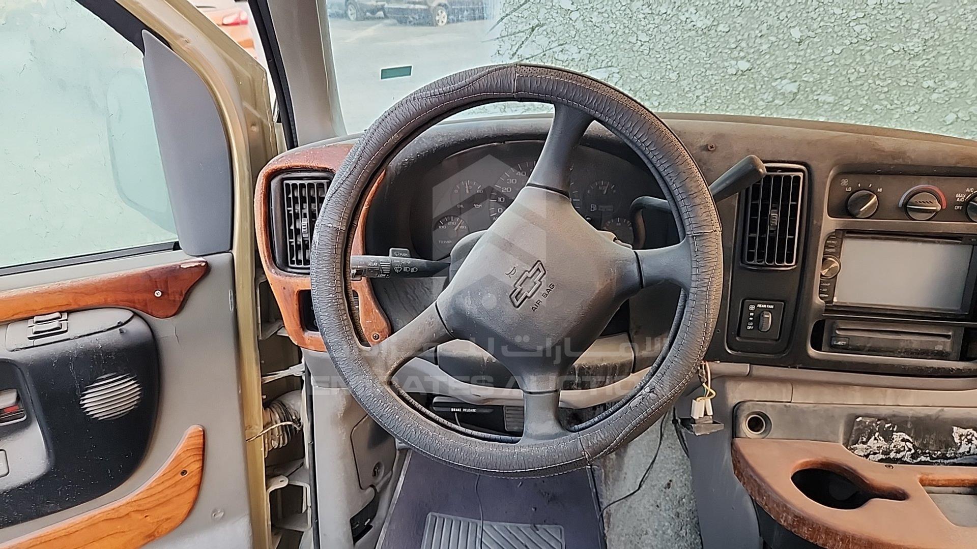 1998 CHEVROLET EXPRESS VIN: 1GCEG15M1W1073674