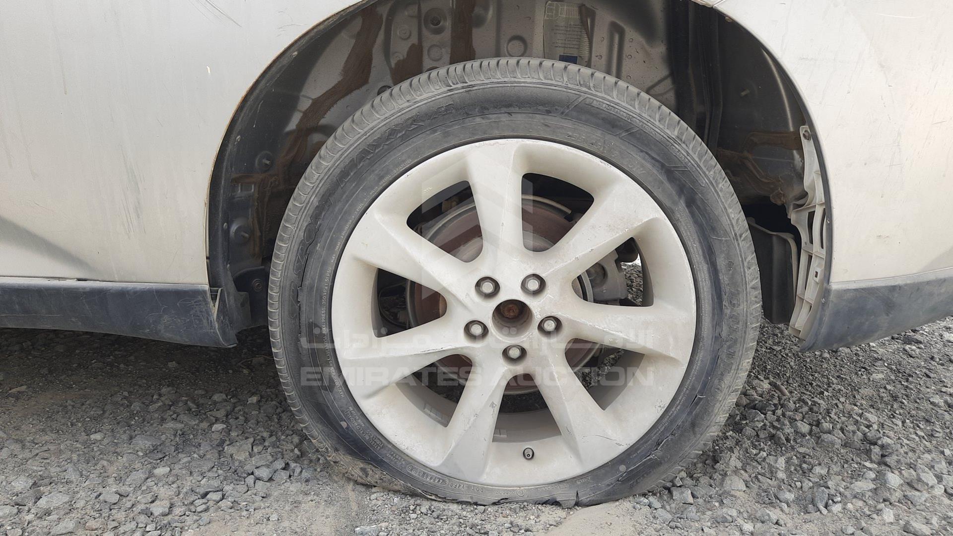 2010 LEXUS --- VIN: JTJBK11A9A2007130