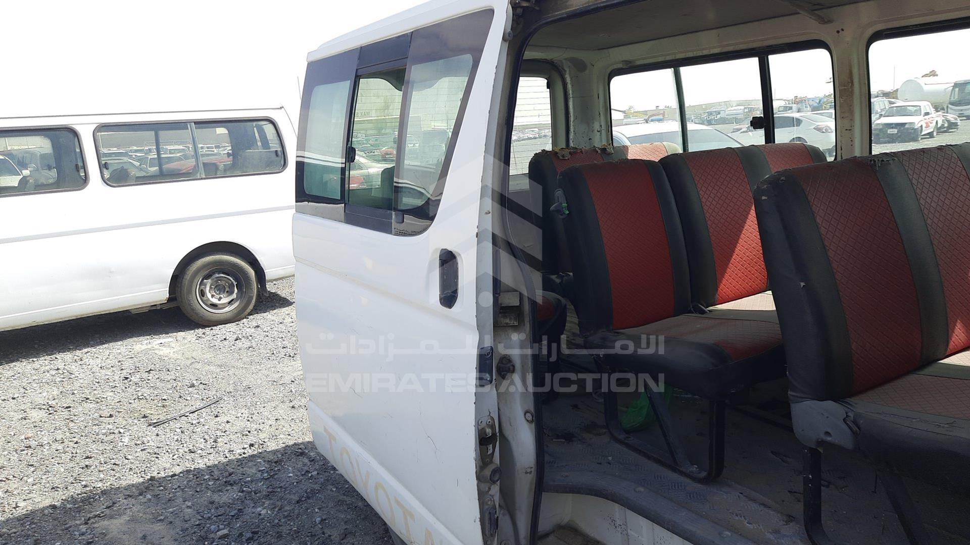 2008 TOYOTA HIACE VIN: JTGJX02P380013351