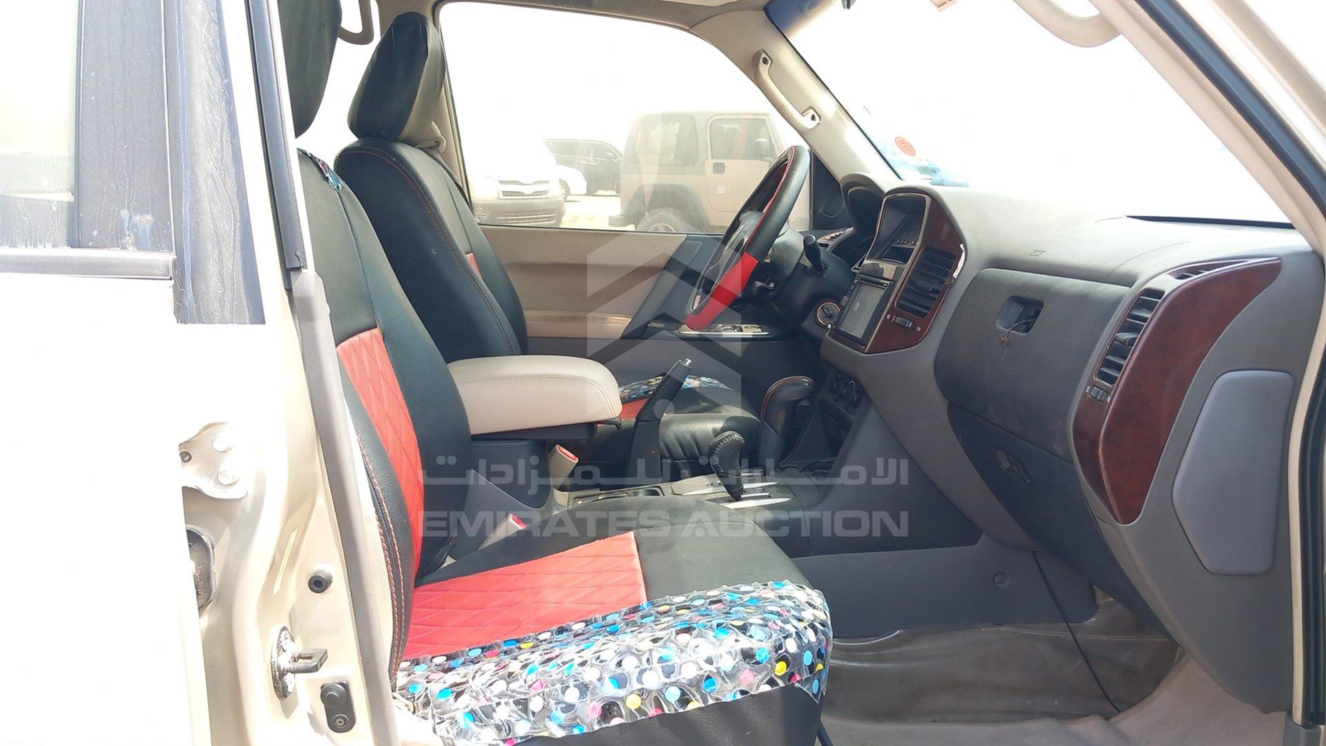 2006 MITSUBISHI PAJERO VIN: JMYLRV73W6J703225