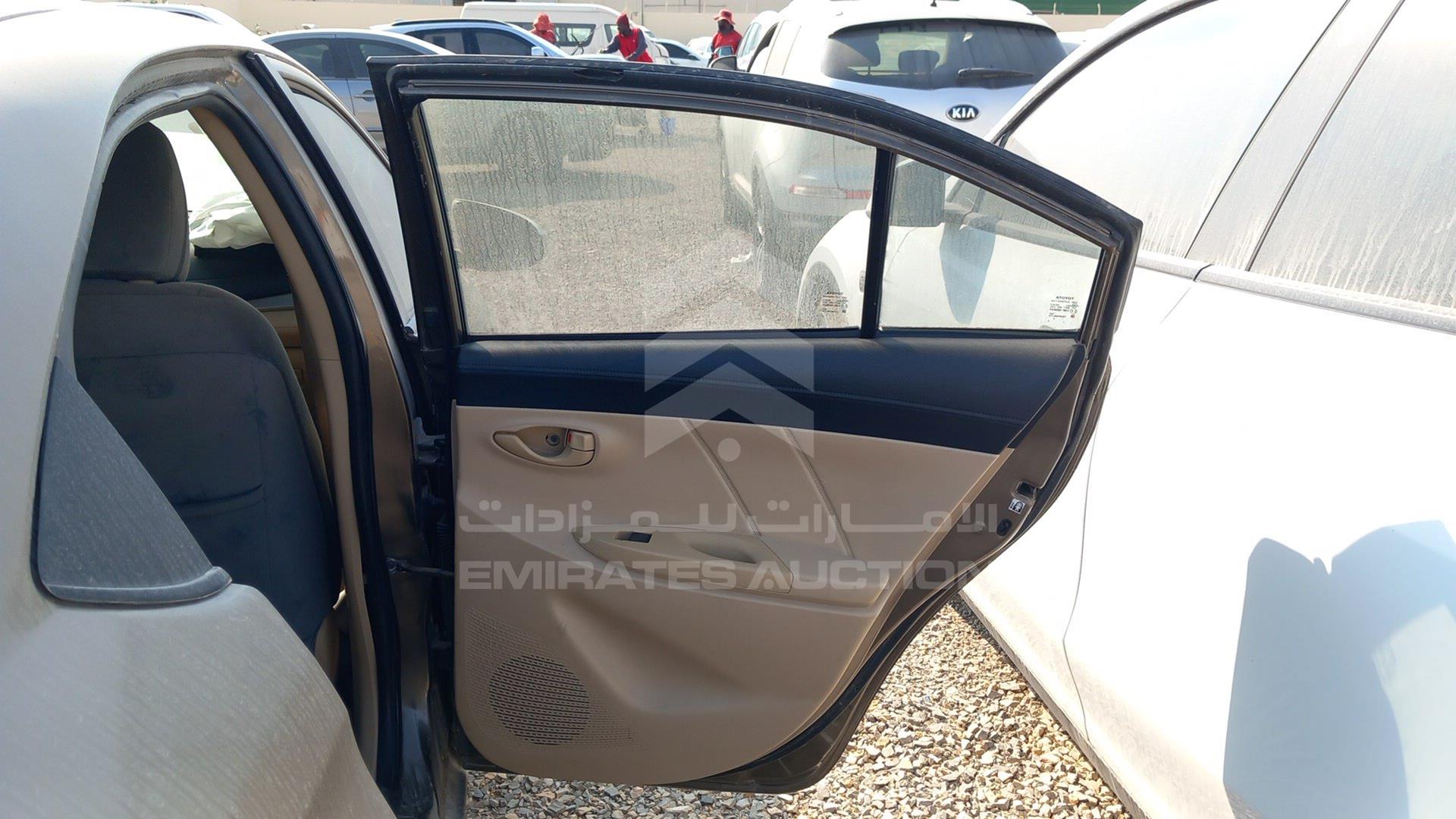 2015 TOYOTA YARIS VIN: MHFBT9F31F6025182