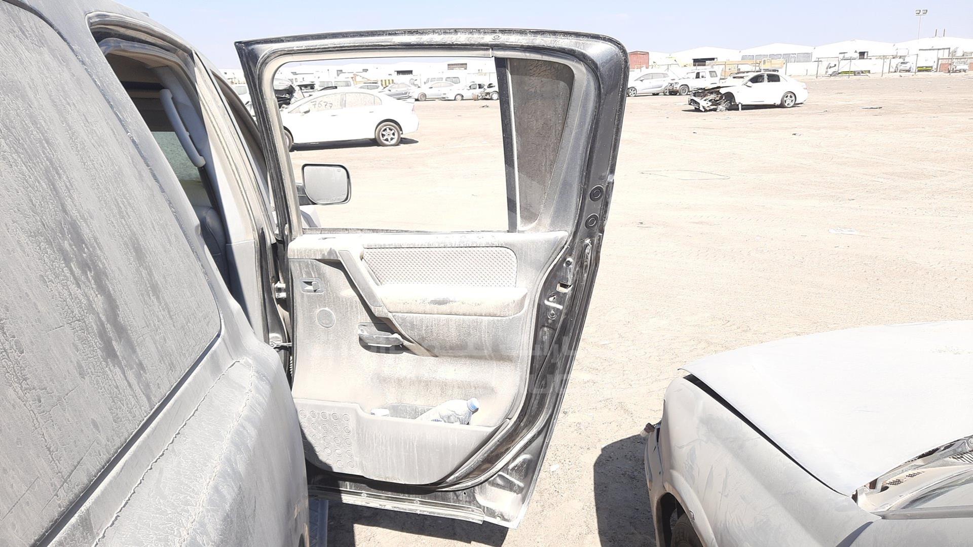 2004 NISSAN PATHFINDER VIN: 5N1AA08B14N702422