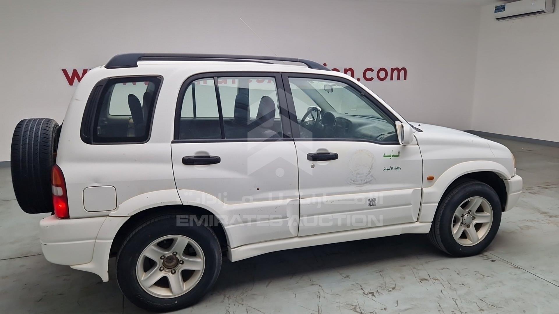 2004 SUZUKI GRAND VITARA VIN: JS3TD62V944104919