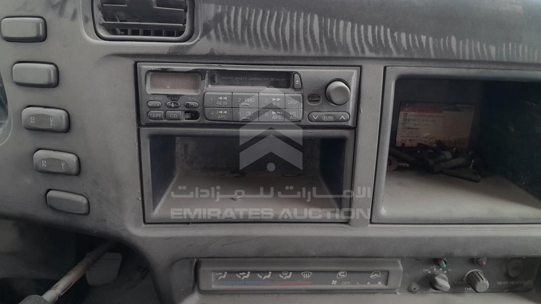 2006 Mitsubishi Rosa — Entertainment Systems & Camera Monitor & Navigation — Photo 16