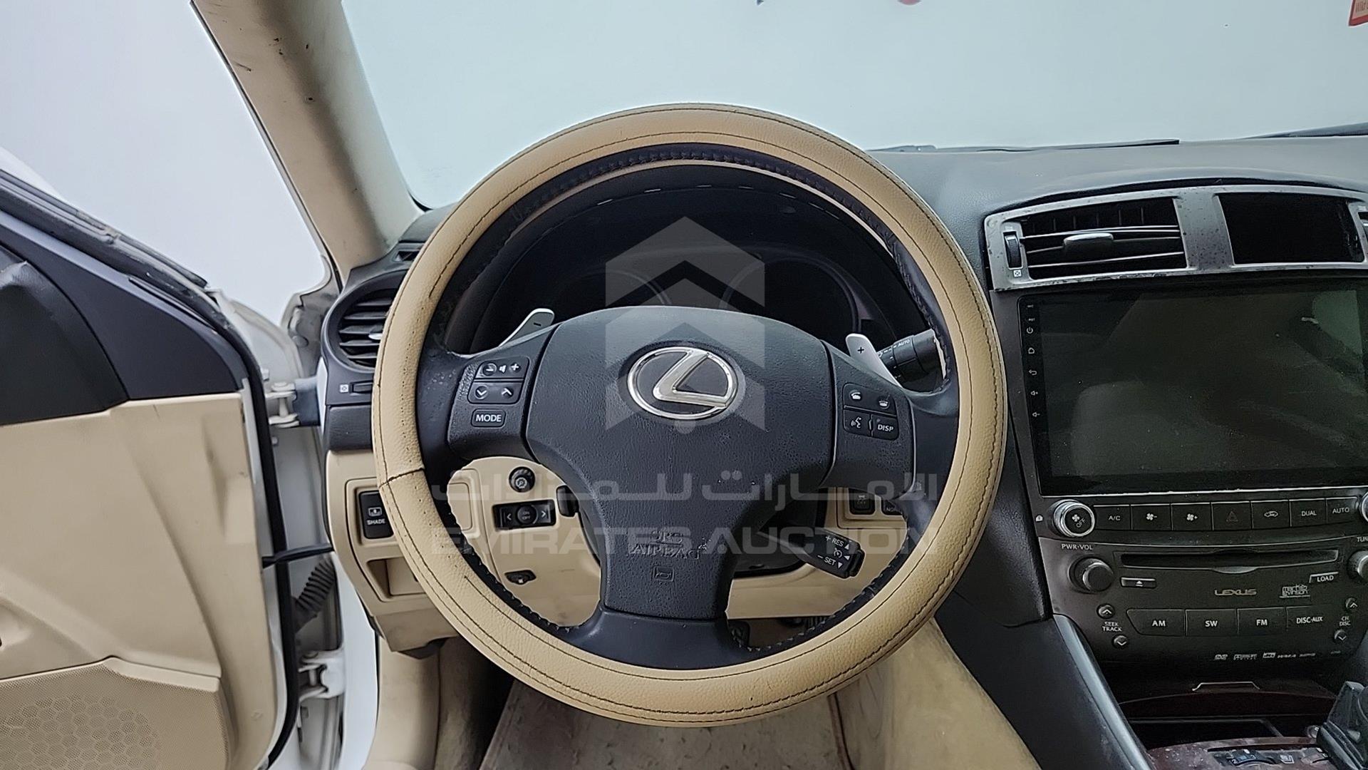 2007 LEXUS --- VIN: JTHBG262X72001369