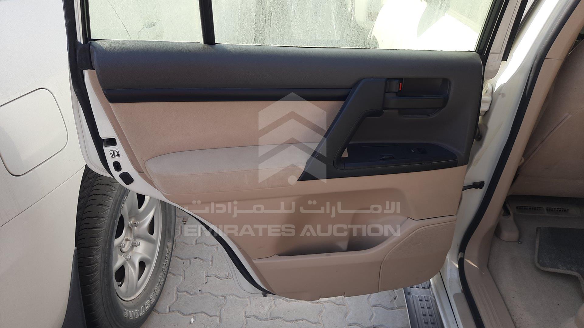 2014 TOYOTA LAND CRUISER VIN: JTMDU09J8E4093867