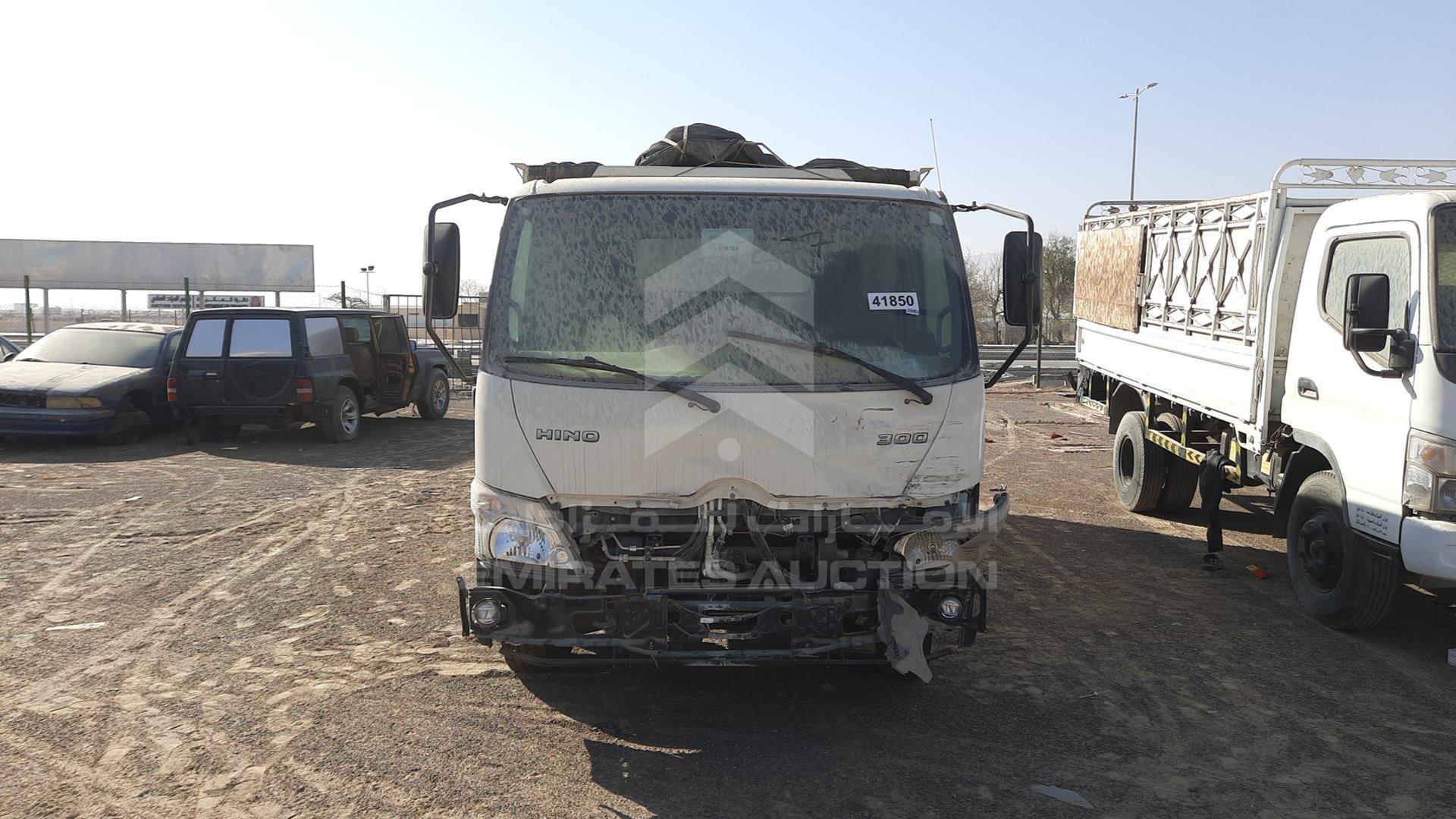 2023 HINO 300 VIN: JHHYCP0F7PK028218