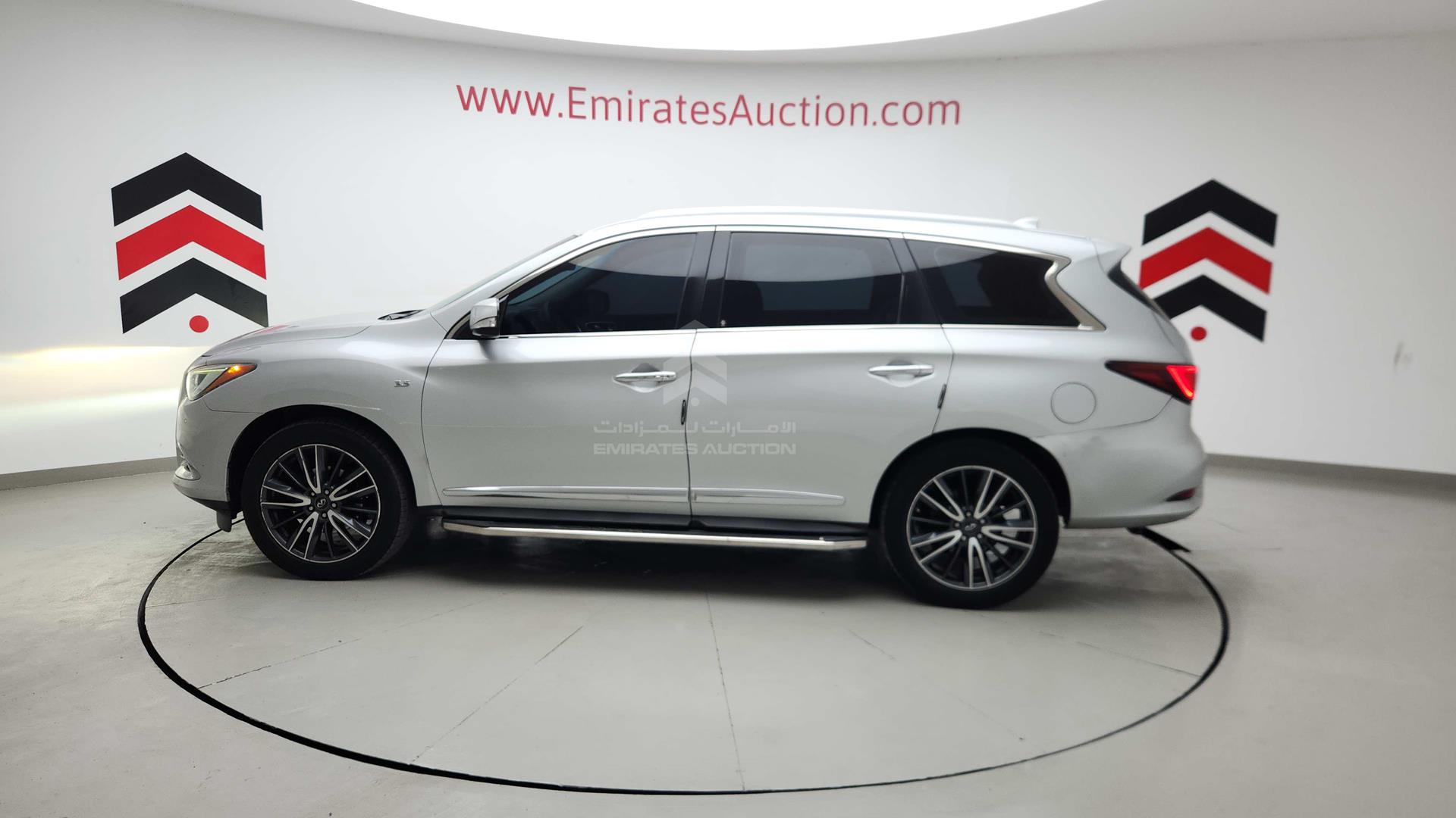 2017 INFINITI QX60 VIN: 5N1DL0MMXHC560605