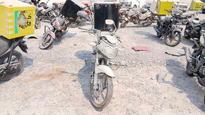 باجاج Pulsar 180CC 2017