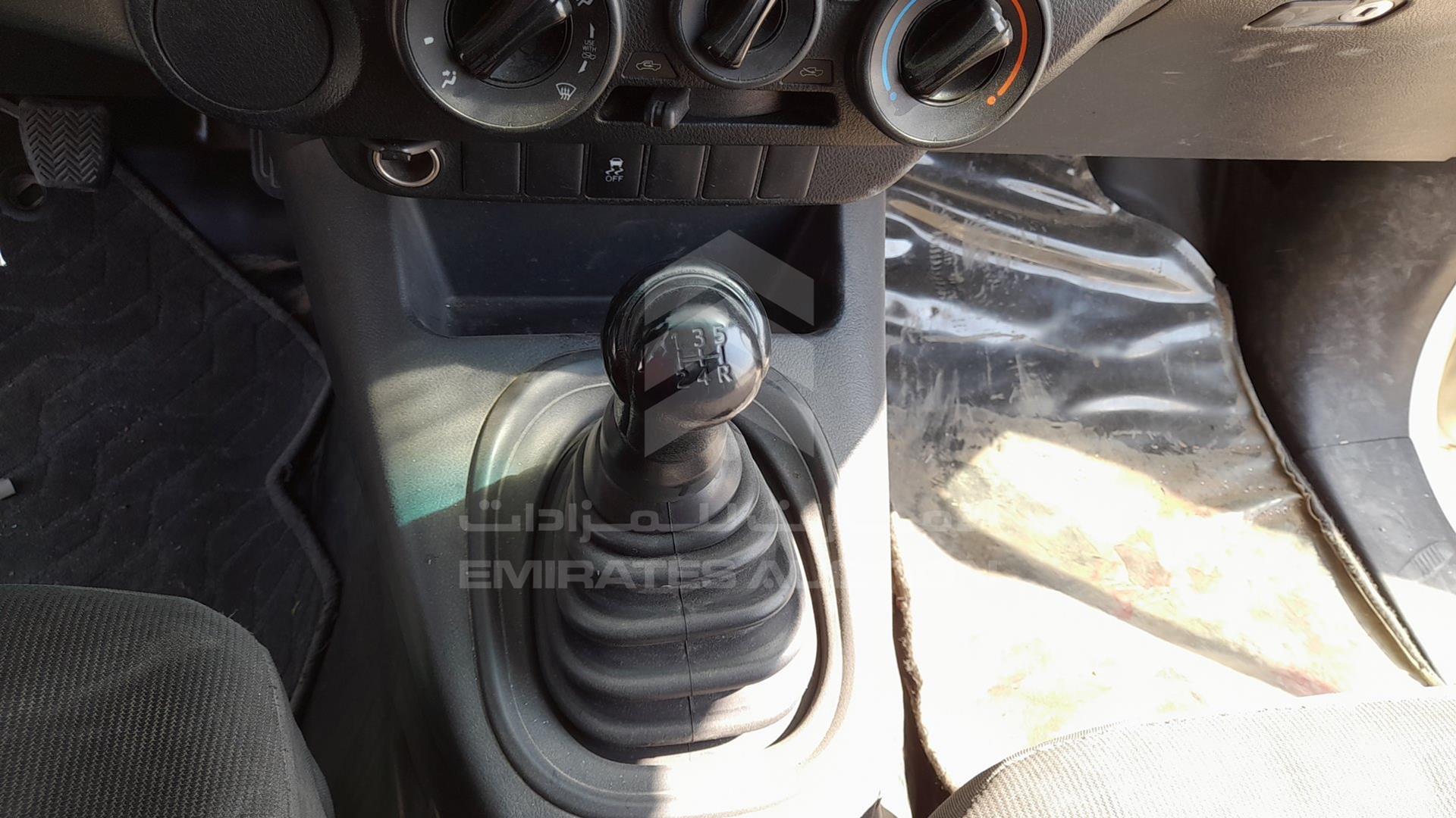 2020 TOYOTA HILUX VIN: MR0CX9CB9L3960531