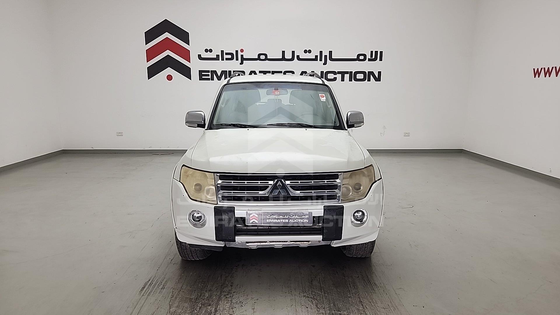 2009 MITSUBISHI PAJERO VIN: JMYLRV93W9J710845