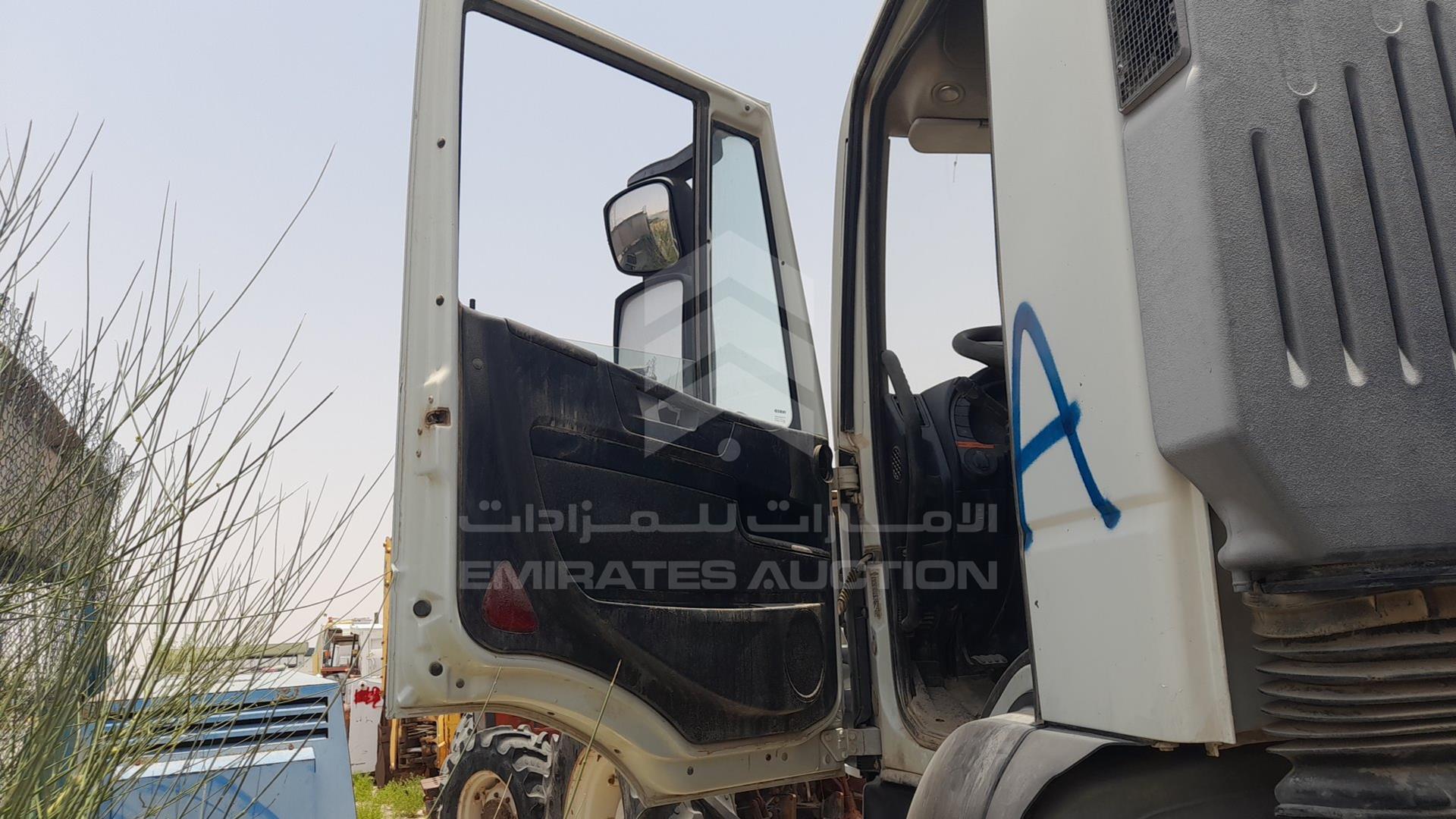 0 IVECO --- VIN: WJMF3TRS4EC282639