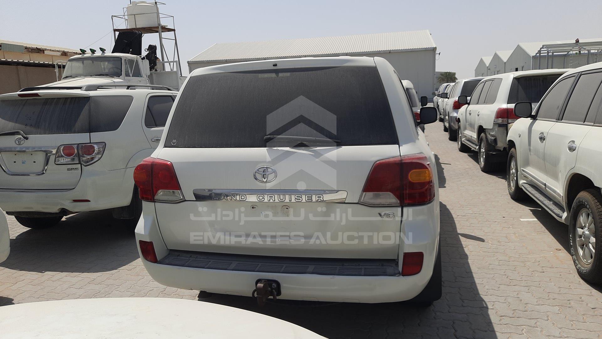2014 TOYOTA LAND CRUISER VIN: JTMDU09J9E5082015
