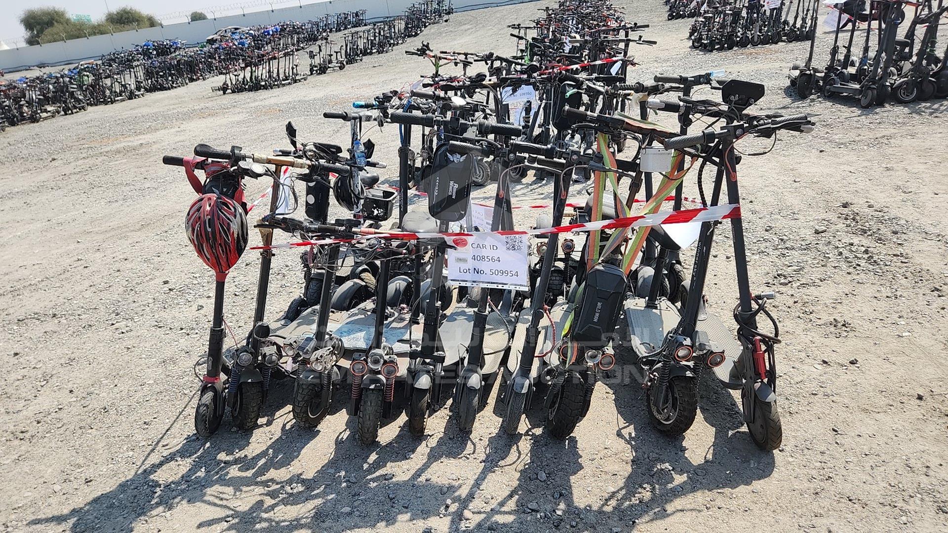 0 UNDEFINED 20 ELECTRIC SCOOTER VIN: YY01LY01240402368