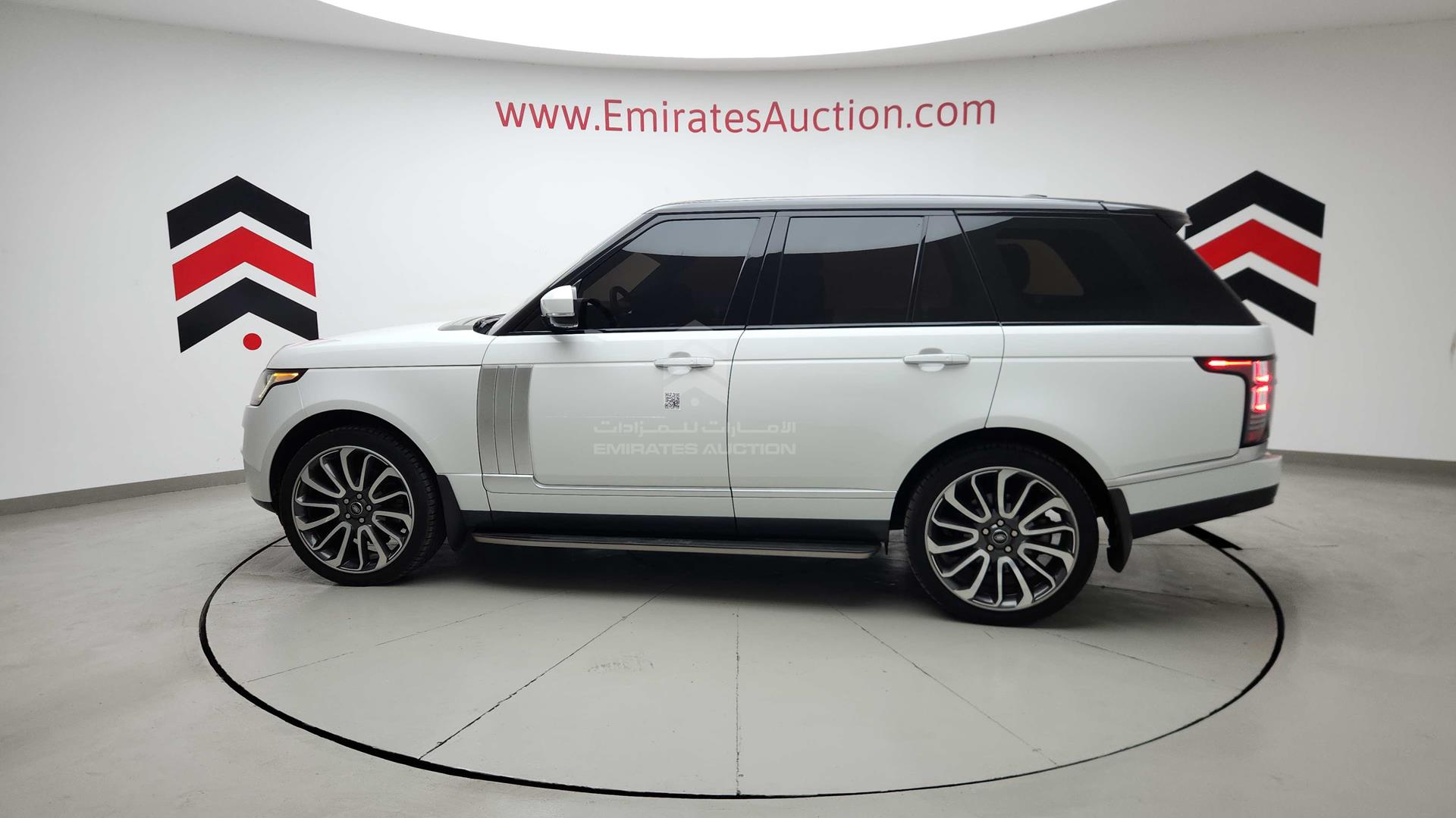 2016 RANGE ROVER VOGUE VIN: SALGA2DF3GA298871