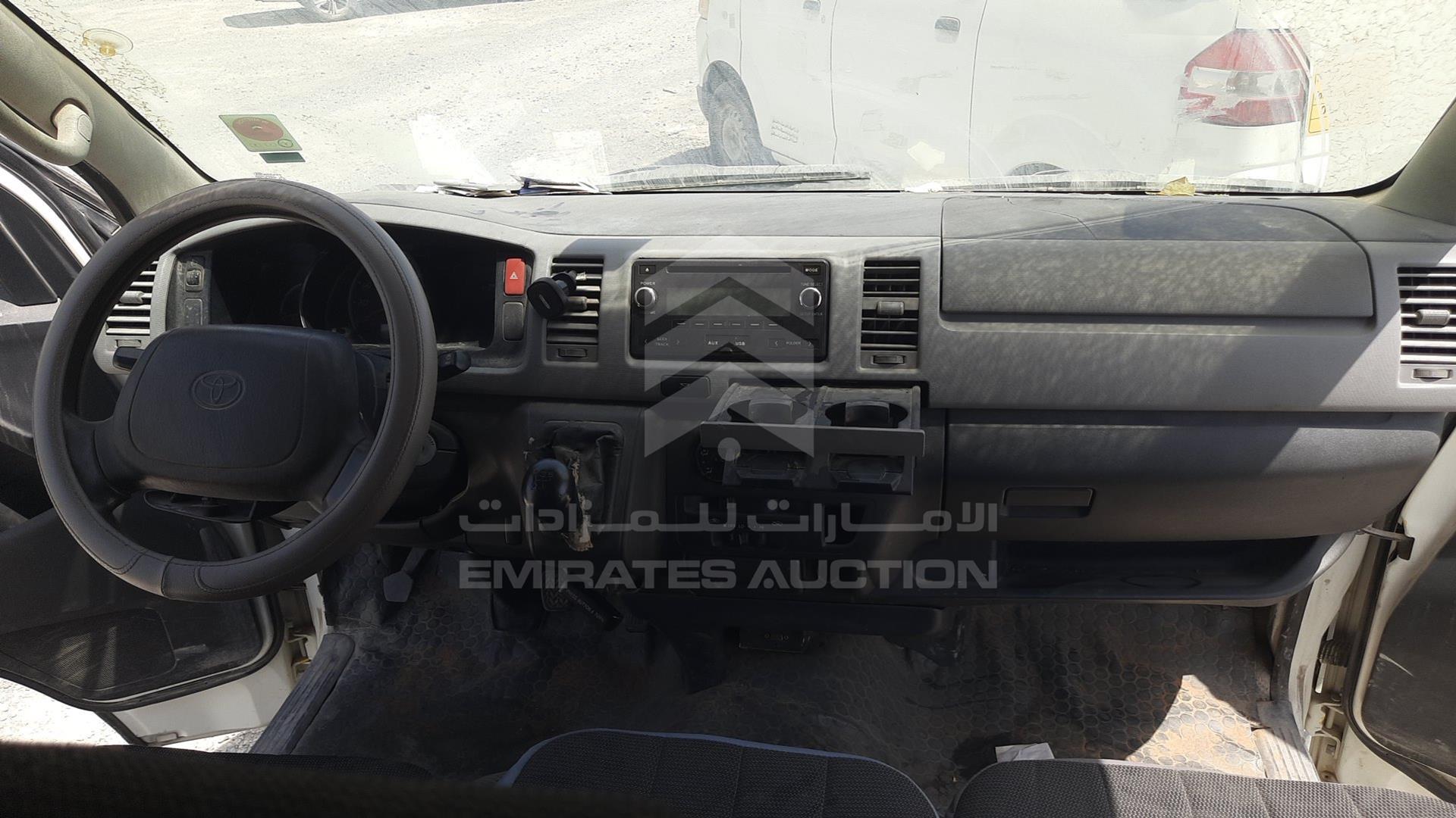 2010 TOYOTA HIACE VIN: JTGJX02PXA0030444