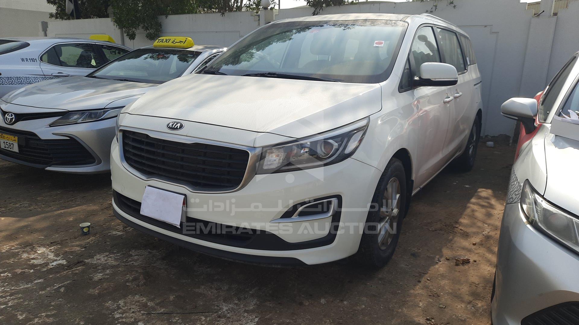 2020 KIA CARNIVAL VIN: KNAMB8125L6645493