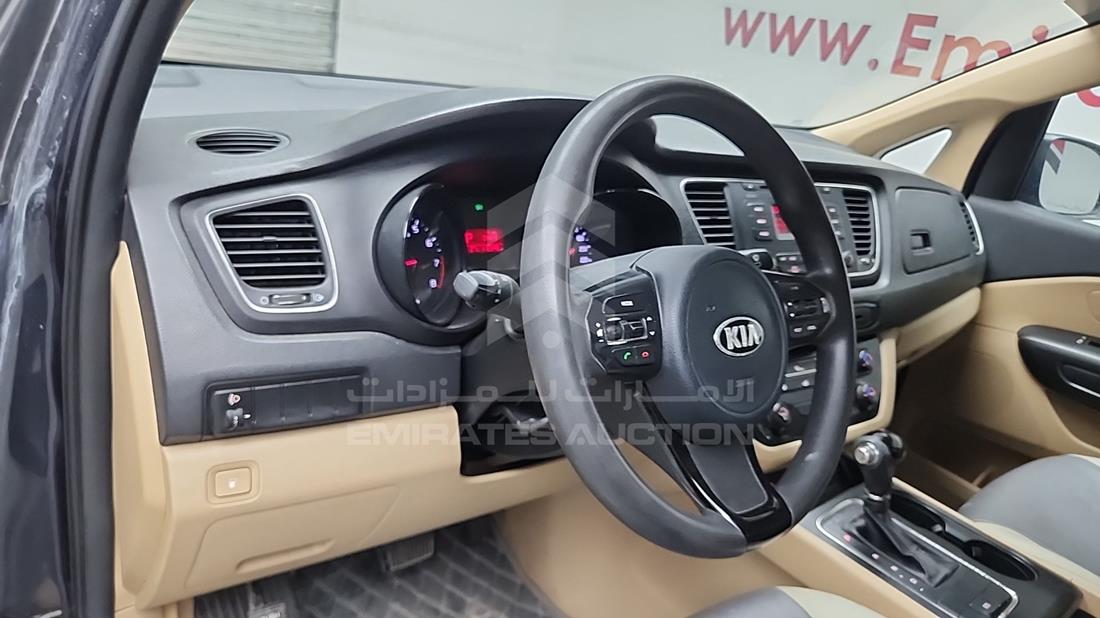 2016 Kia Carnival — Front Left Driver Dashboard View — Photo 11