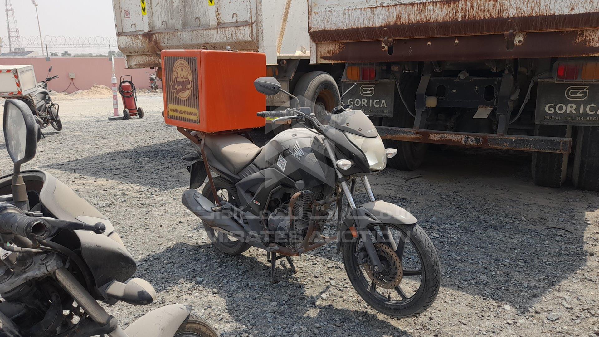 2017 HONDA UNICORN VIN: ME4KC2060H7004926