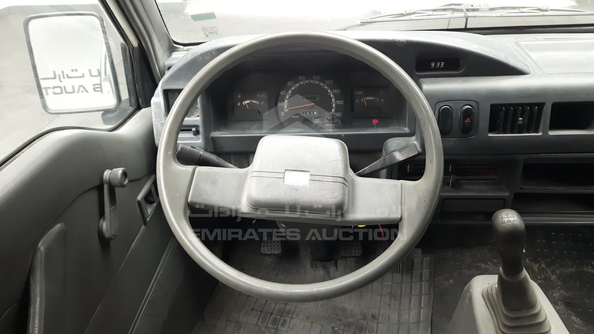2014 MITSUBISHI L 300 VIN: JMYHNP13WEA701033