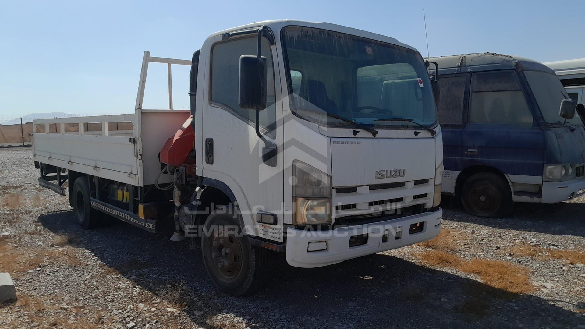 2014 ISUZU REWARD NP VIN: JAMKP34H3E7P03591
