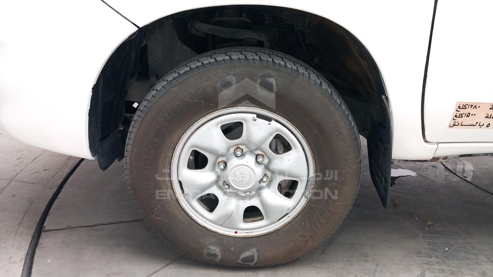 2013 TOYOTA HILUX VIN: MR0FX22G6D1362900