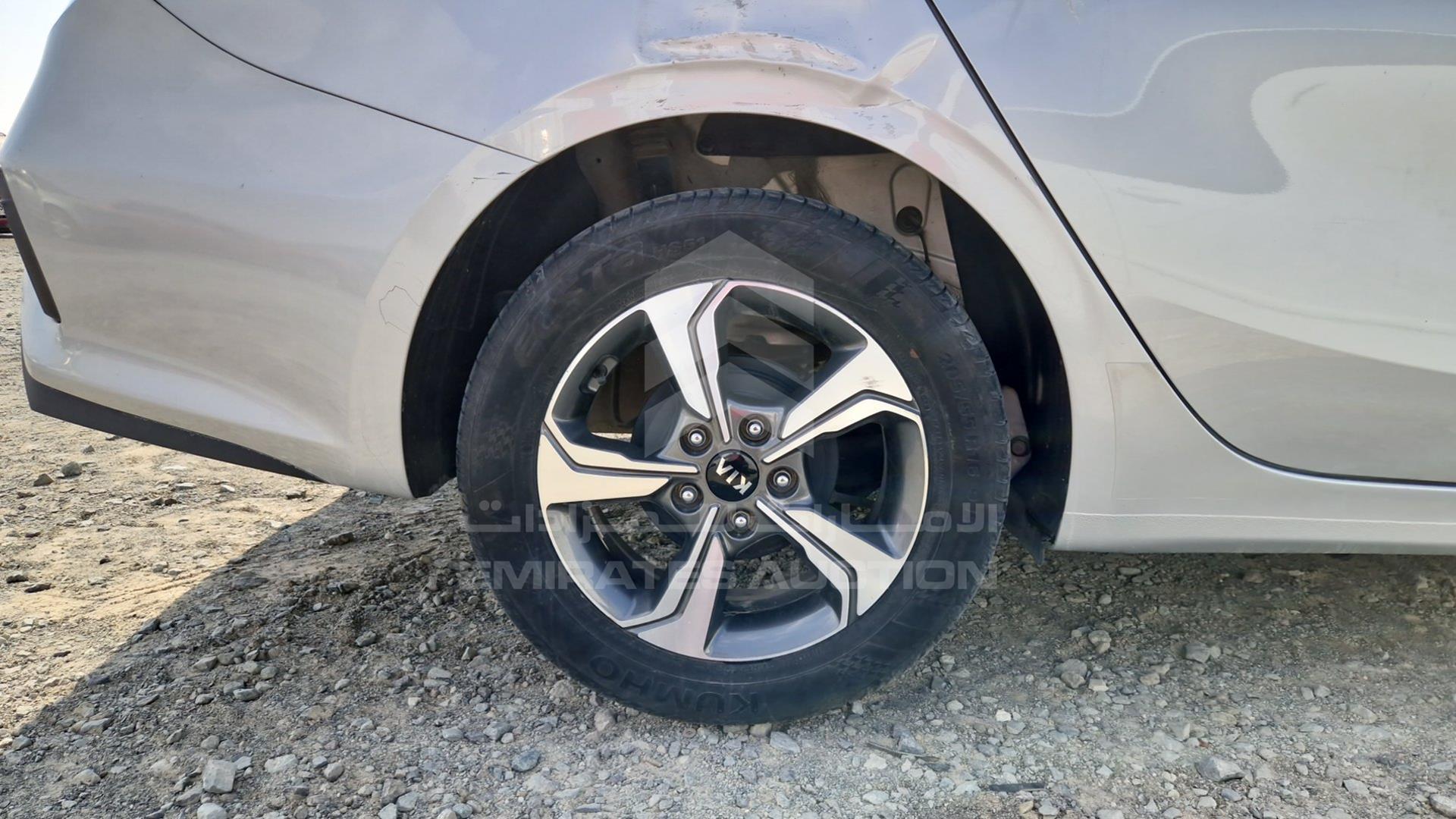 2020 KIA CERATO VIN: KNAF24167L5894176