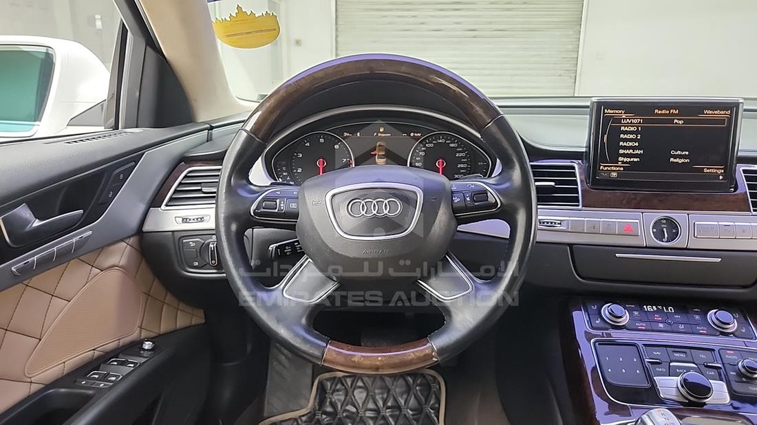 2011 Audi A8 — Steering & Mounted Controls — Photo 16