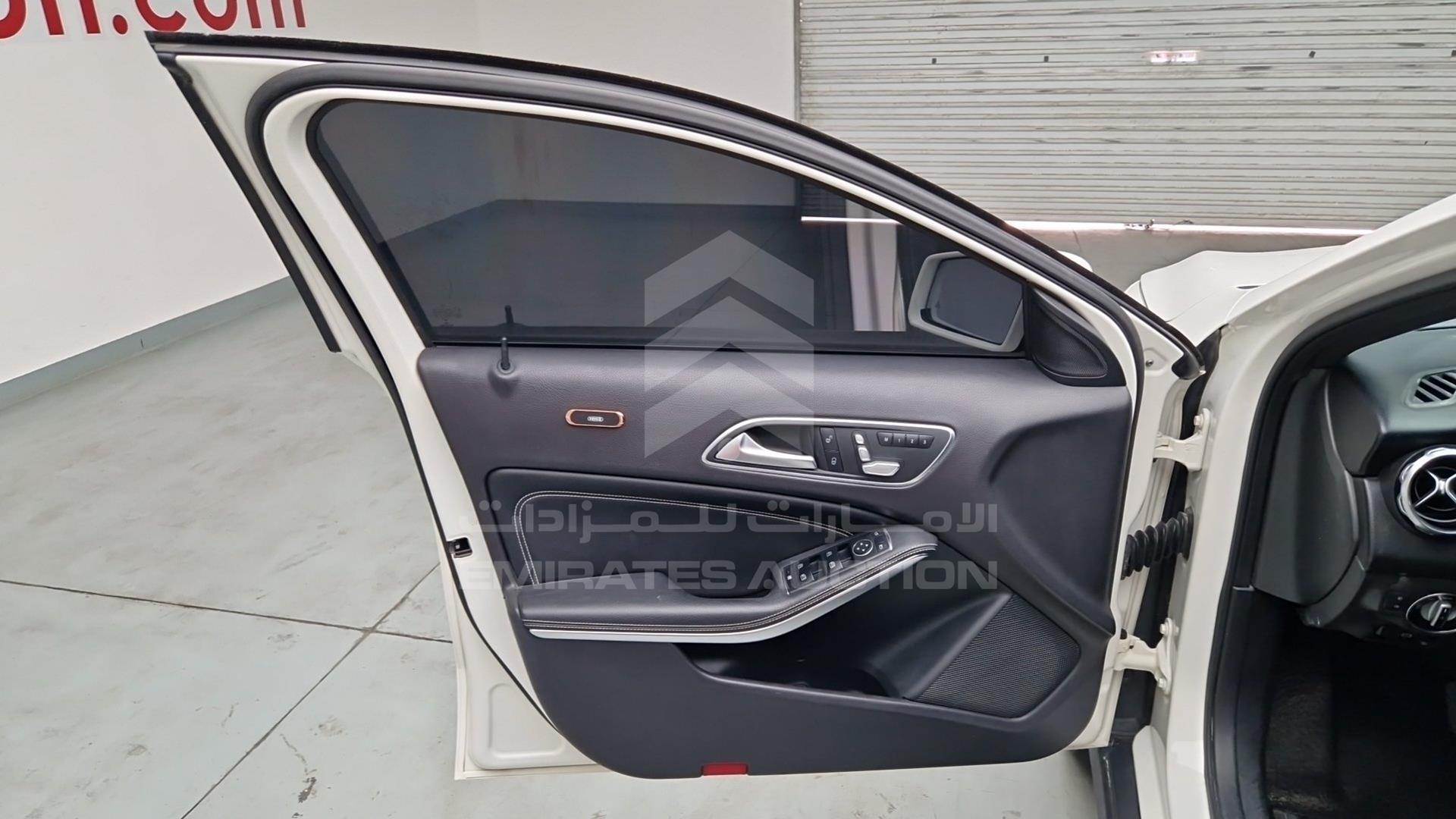2019 MERCEDES GLA 250 VIN: WDCTG4GB9KJ563885