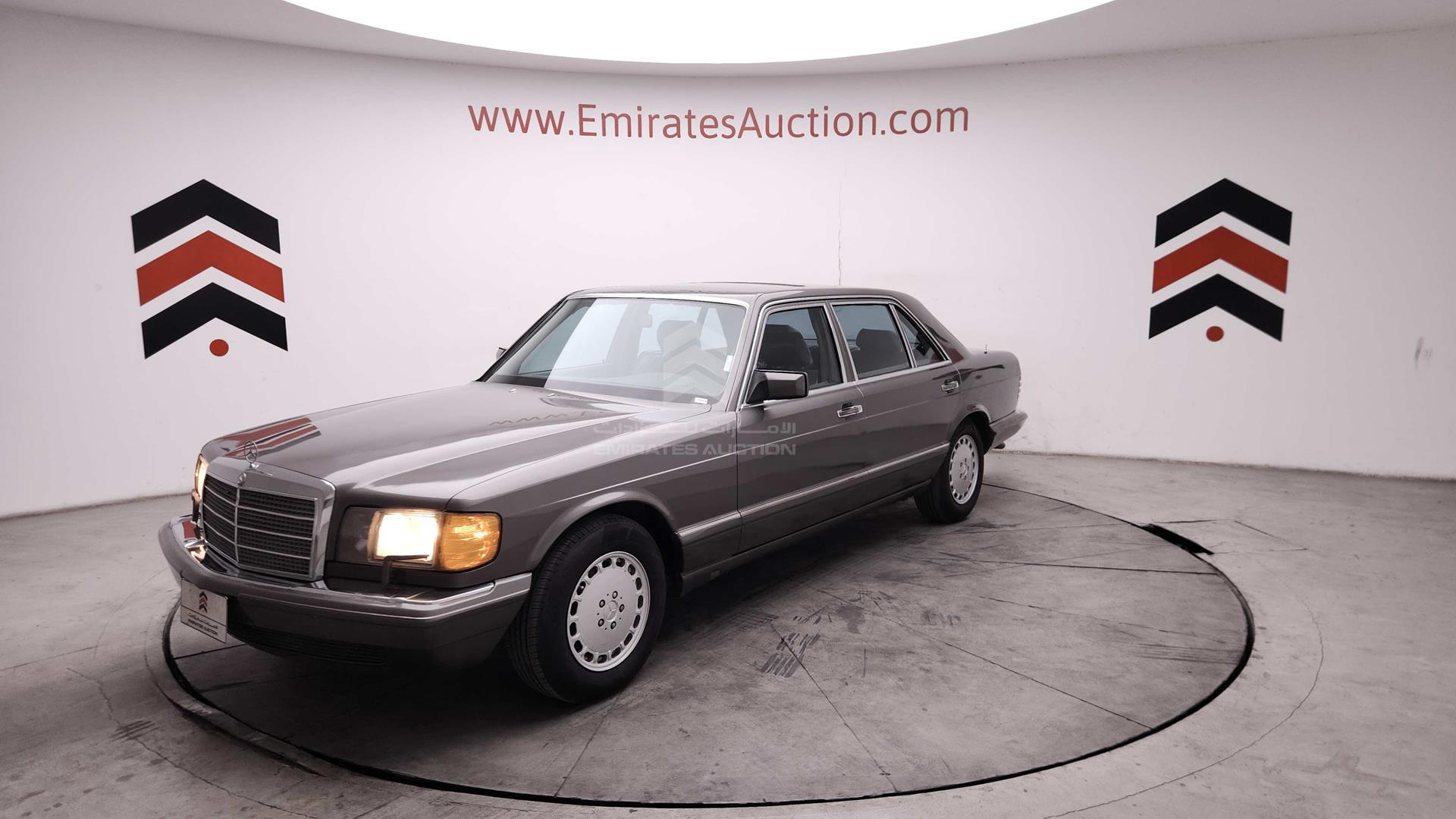 1990 MERCEDES SEL 560 VIN: WDBCA39E5LA531735