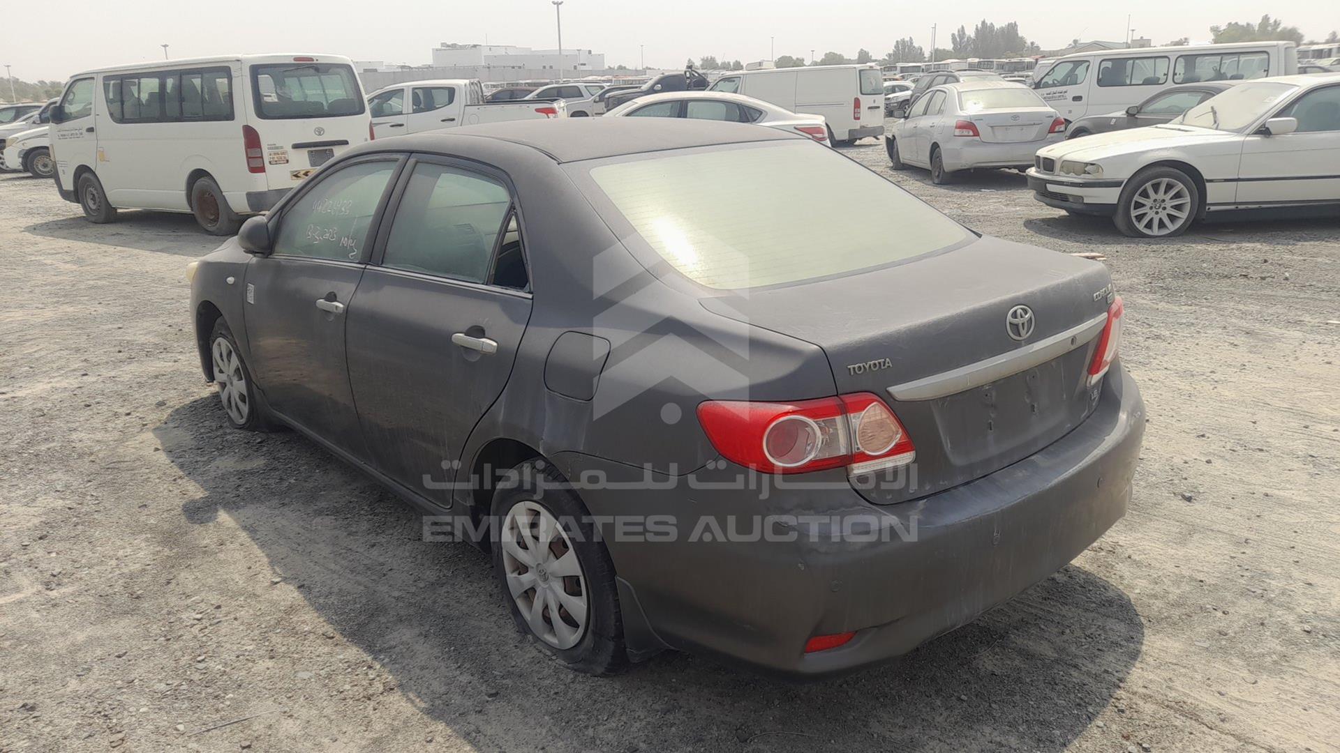 2011 TOYOTA COROLLA VIN: RKLBC42E8B4502575