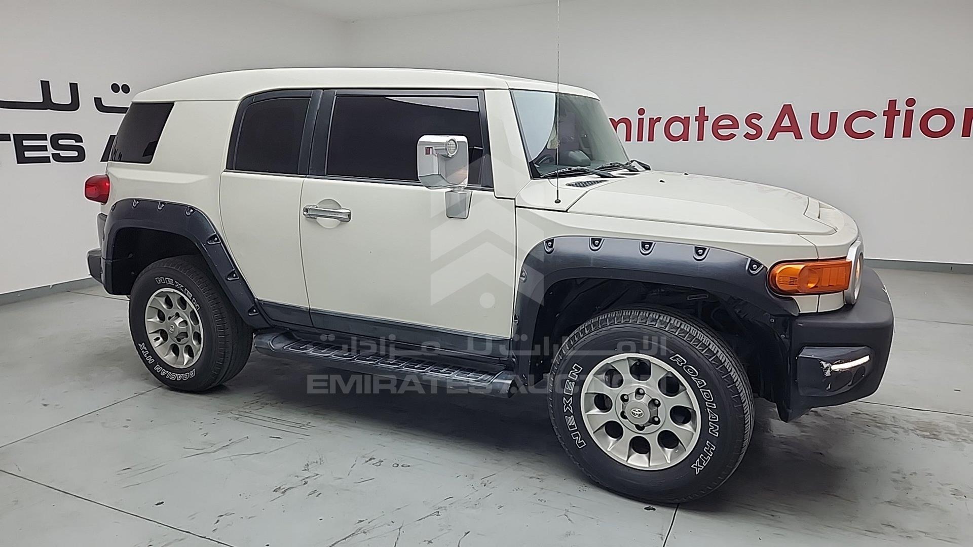 2012 TOYOTA FJ CRUISER VIN: JTEBU11F3CK127030