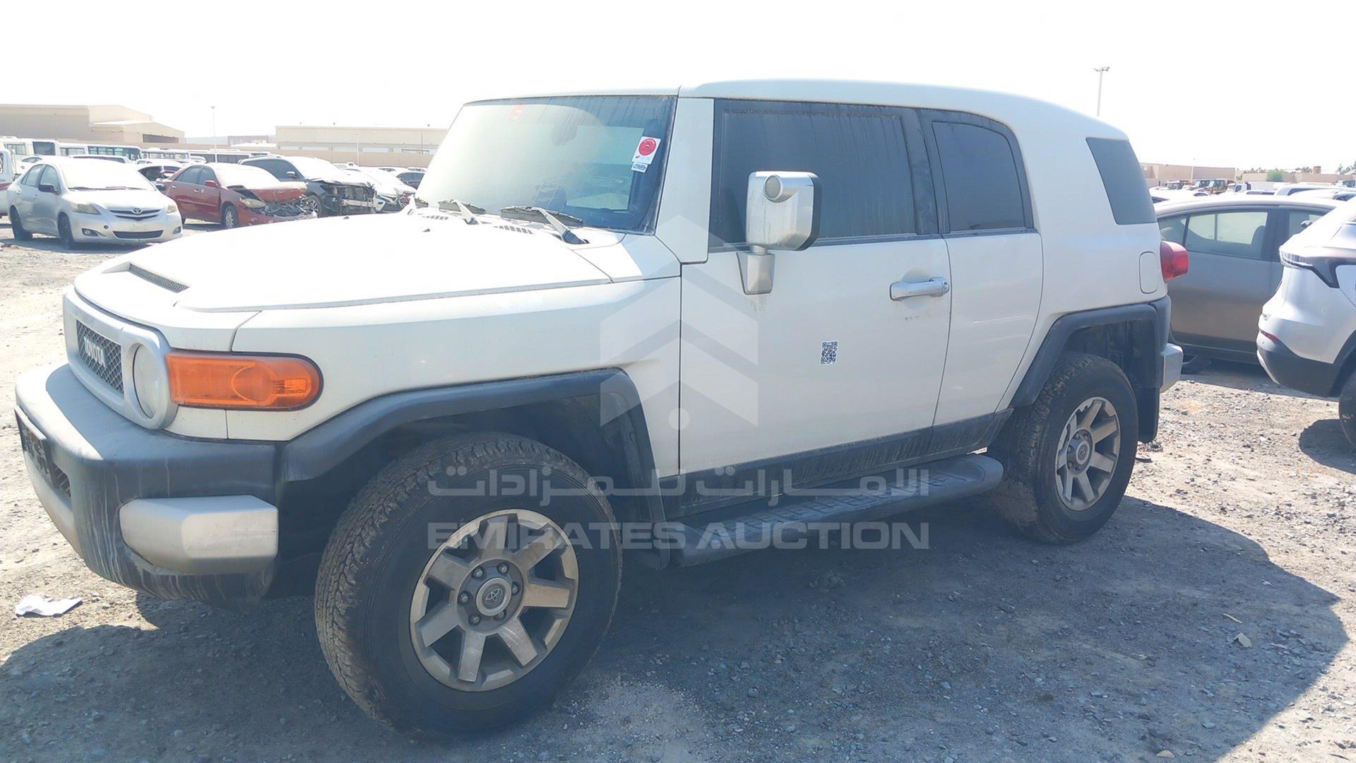 2022 TOYOTA FJ CRUISER VIN: JTEBU11F6NK266863
