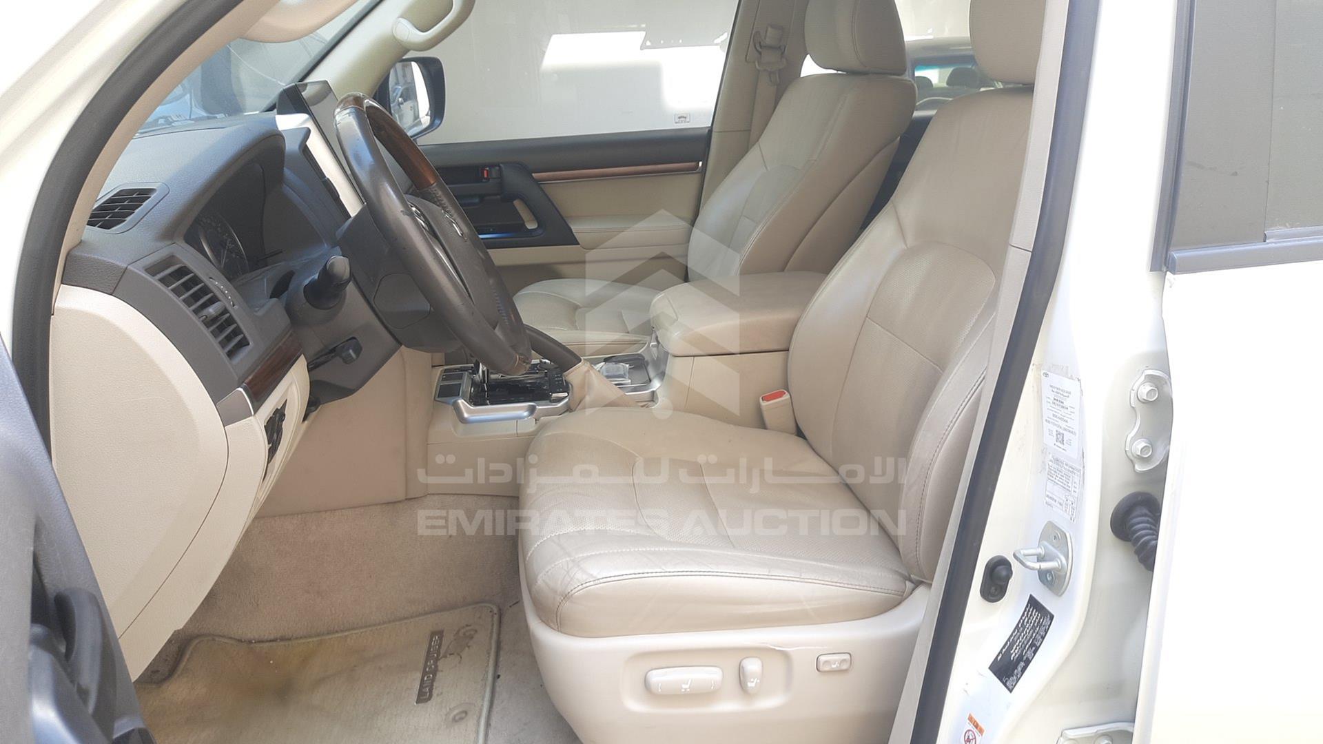 2018 TOYOTA LAND CRUISER VIN: JTMHU01J1J5143686