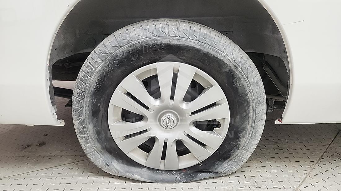 2021 Nissan Urvan — Rear Right Tyre — Photo 25