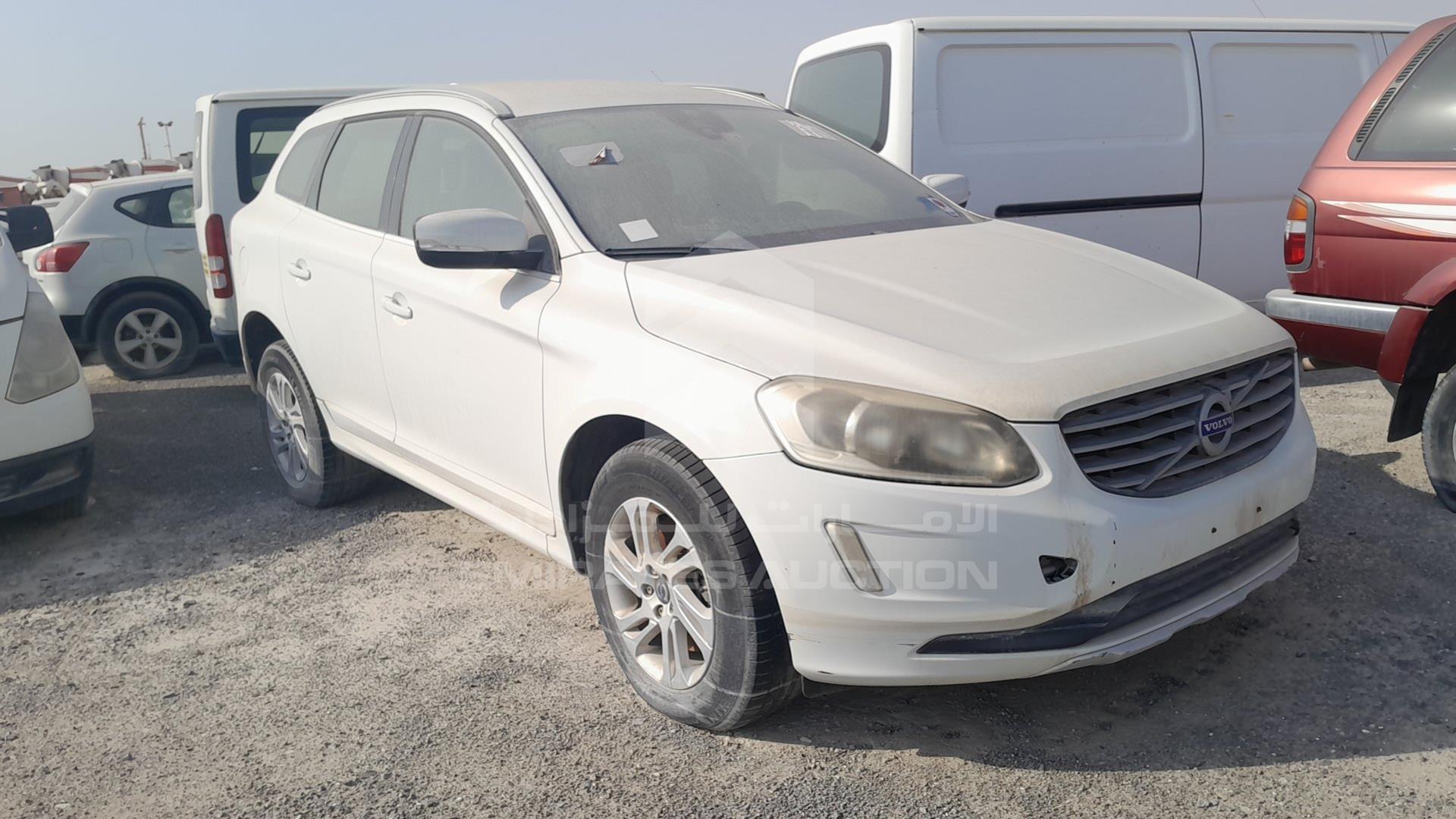 0 VOLVO XC 60 VIN: YV140CDZ6F2742194