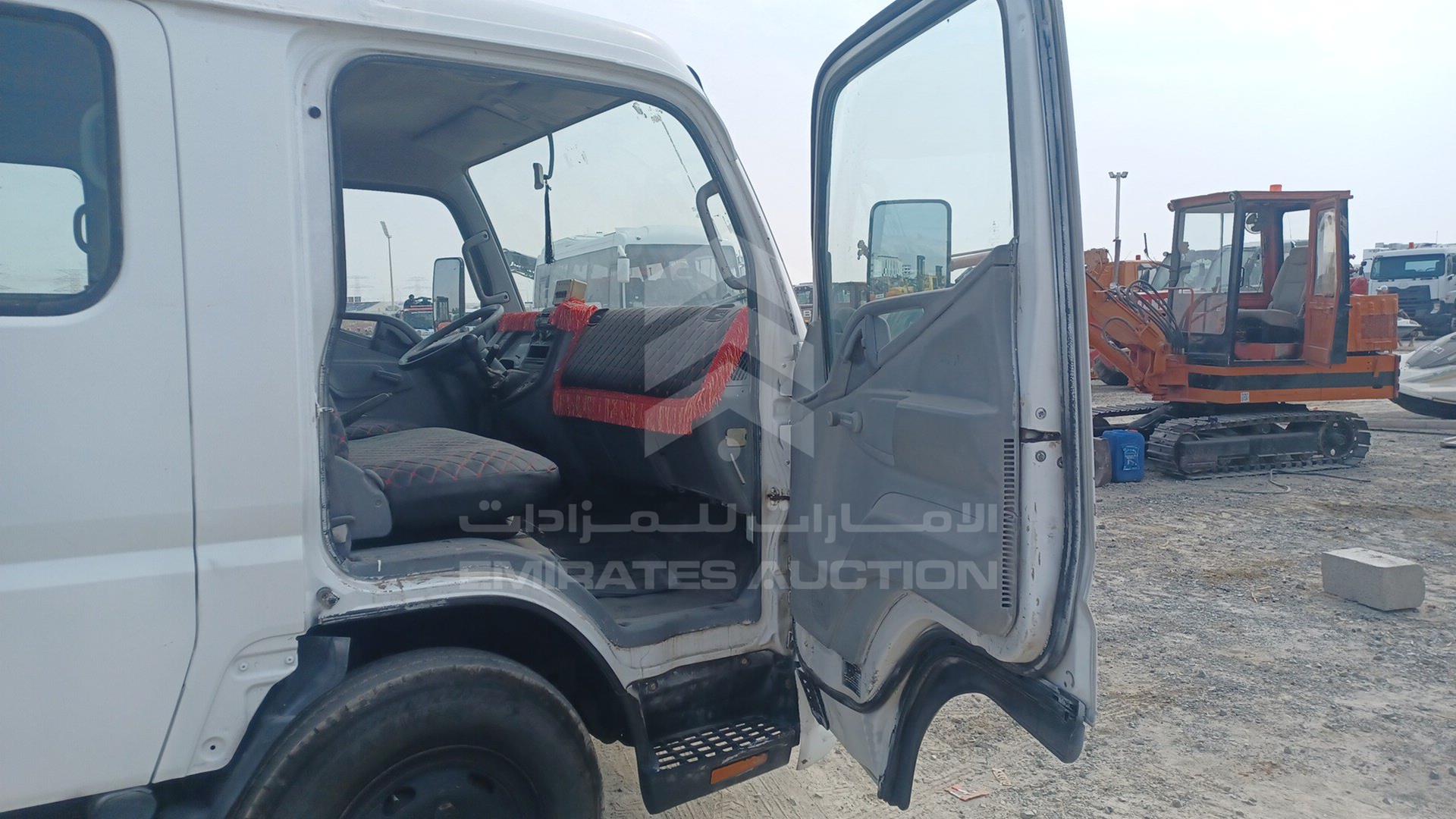 2008 MITSUBISHI CANTER VIN: JL7BCE1J18K006476